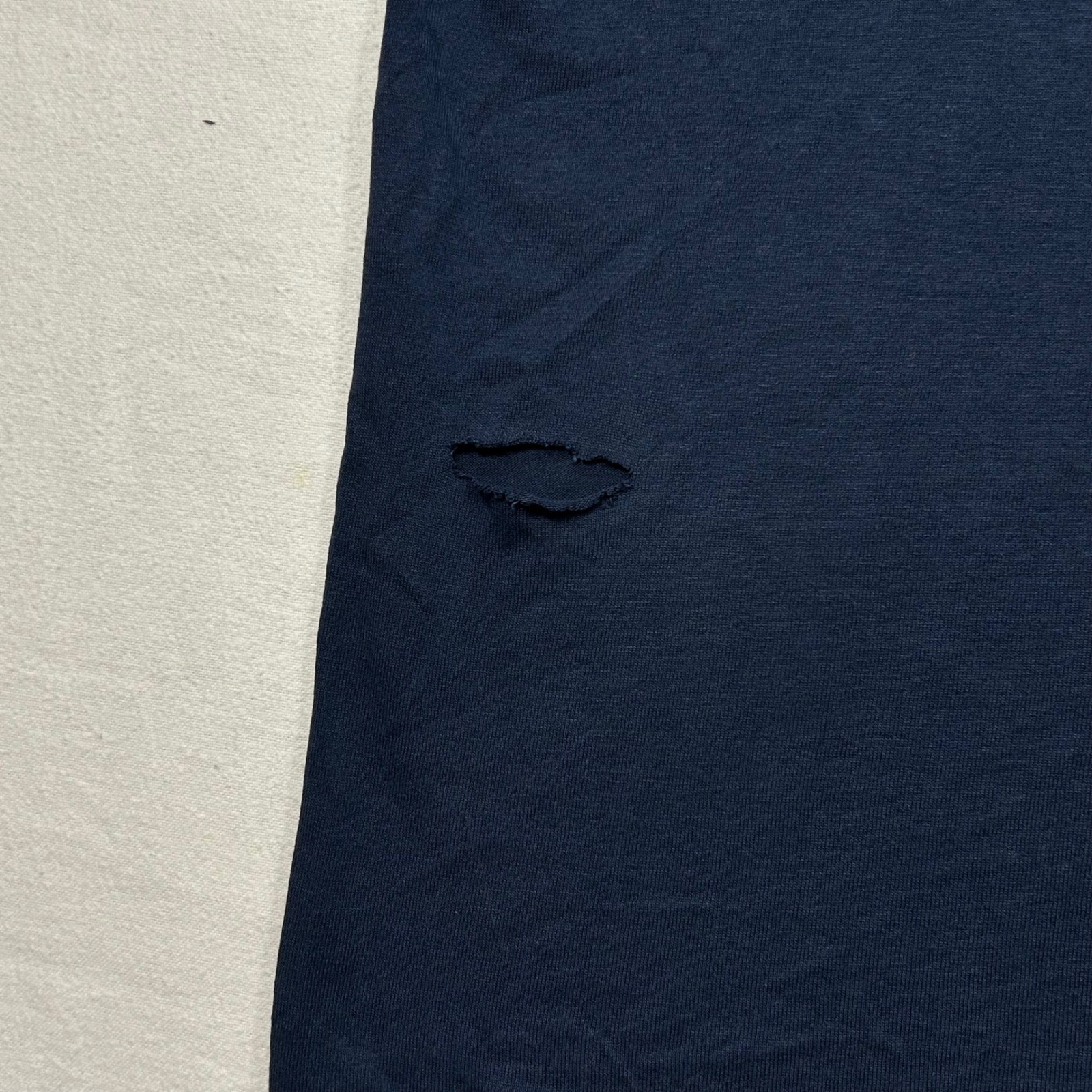 Navy US Navy Chief Quantico T Shirt XL Mens Distressed Vintage Ripped