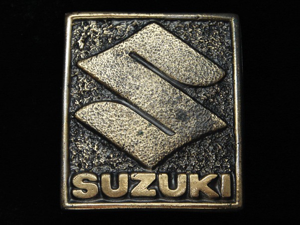 QC09151 VINTAGE 1975 **SUZUKI** MOTORCYCLES BRASSTONE BELT BUCKLE