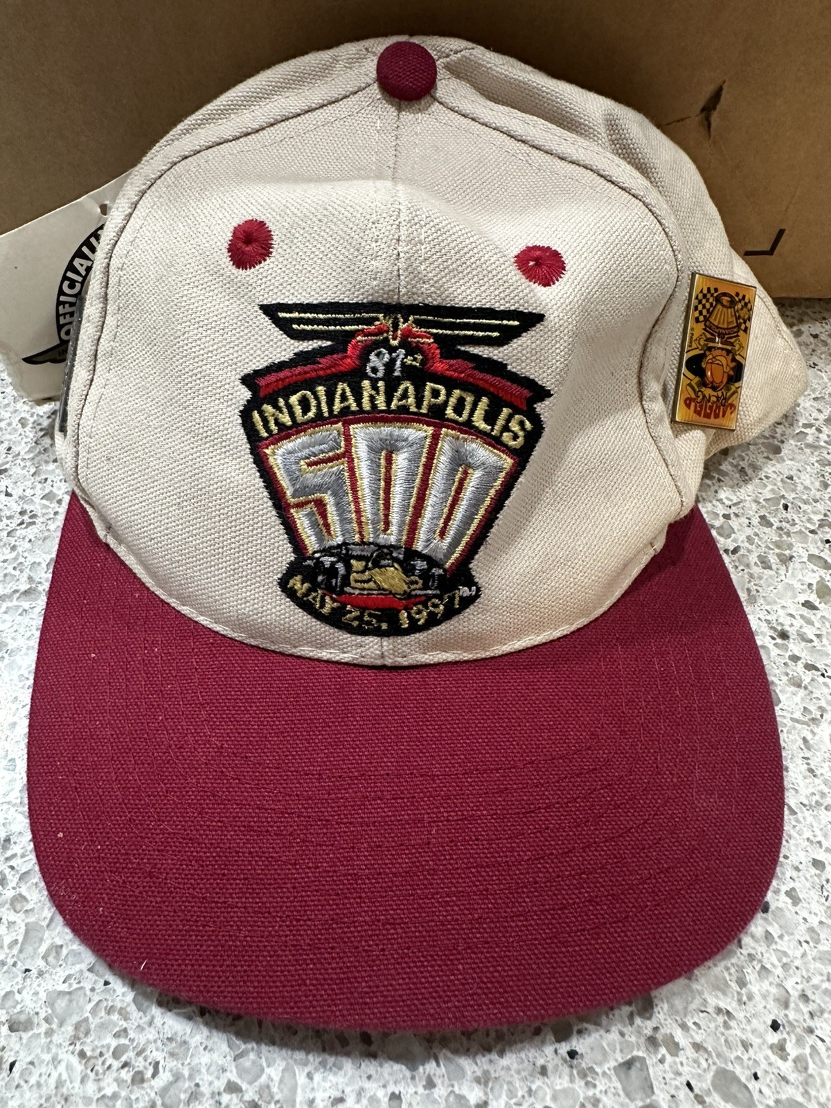 New Vintage 1997 Indy Indianapolis 500 Hat Cream / Maroon Plus 2 pins NWT