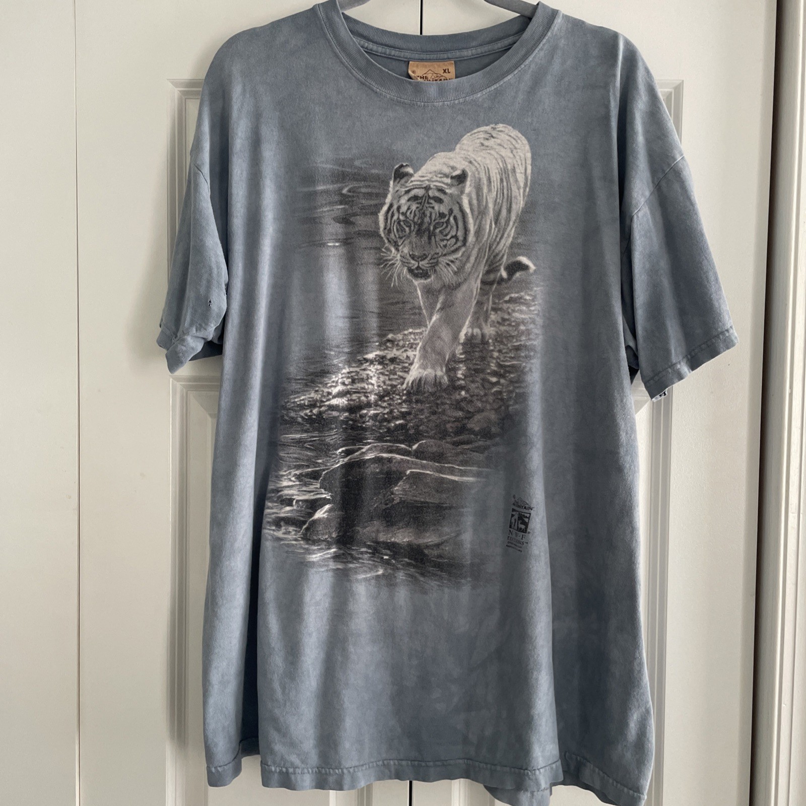 VTG The Mountain 1999 White Tiger T shirt Ms Size XL Blue Tie Dye flaws see pics