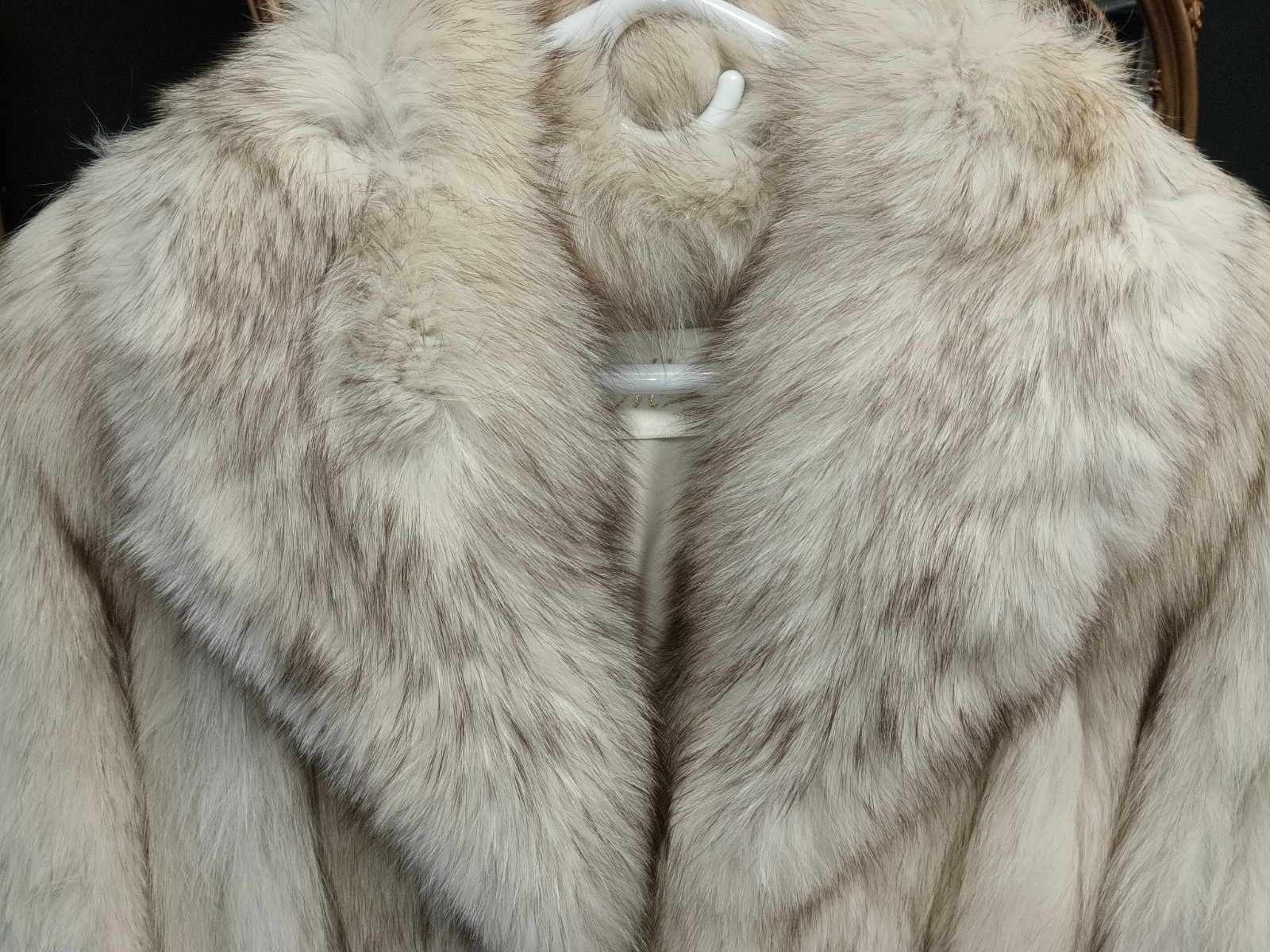 Beautiful!! Mouratidis Fox Fur Coat