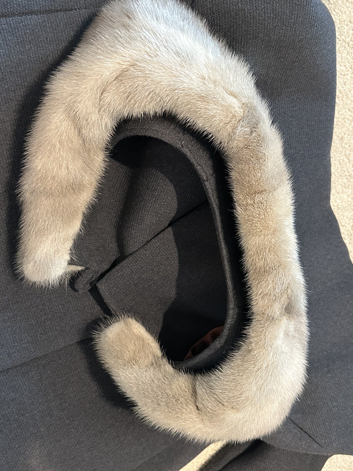 Vintage Gray Wool Coat W/ Silver Mink Fur Collar Size M/L 60s Hollywood!