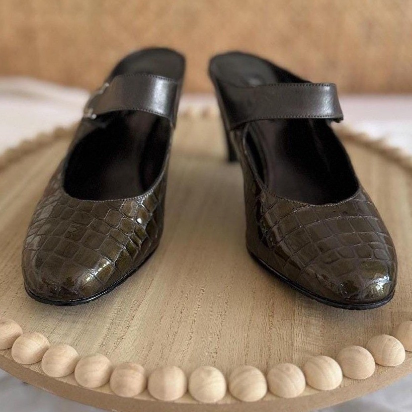 Vintage Italian Croc Embossed Leather Mary Jane Mules Dark Academia Size 10
