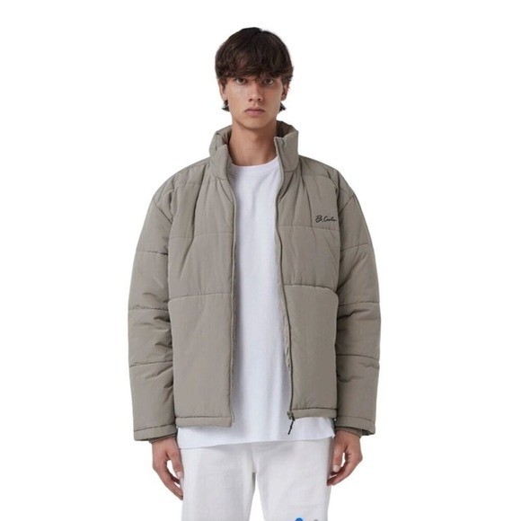 Barney Cools Urban Outfitters Mens Beige Puffer Jacket Size S Full Zip Jacket