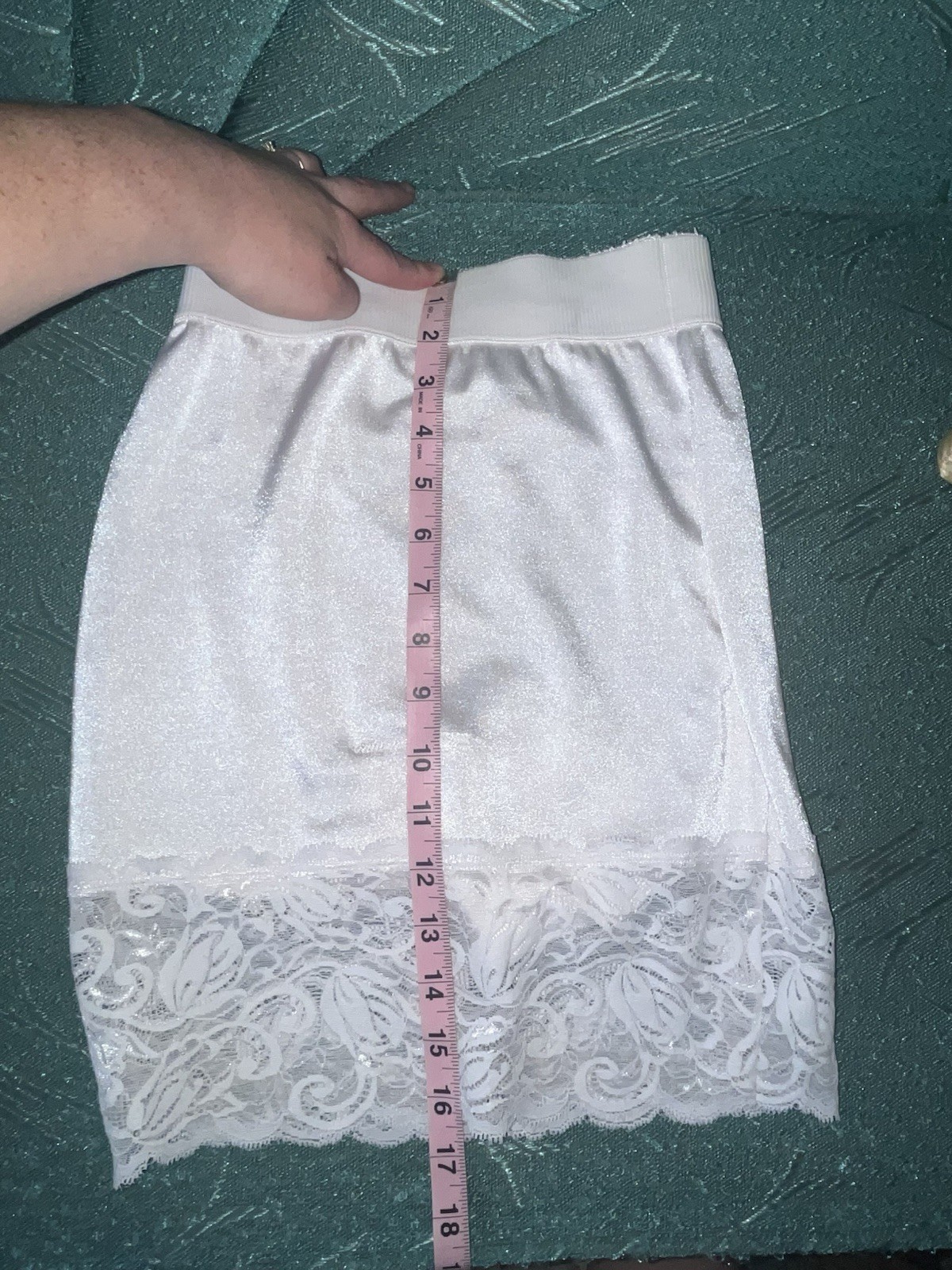 Vtg Vanity Fair Large Shaper Second Skin Satin White Lace 40-194 Skirt Half Slip