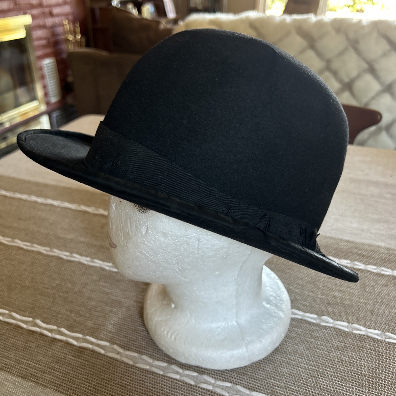 VINTAGE SIZE 7-1/8 MEN’S BLACK BOWLER DERBY HAT By WR TONKIN’S SEATTLE, WA