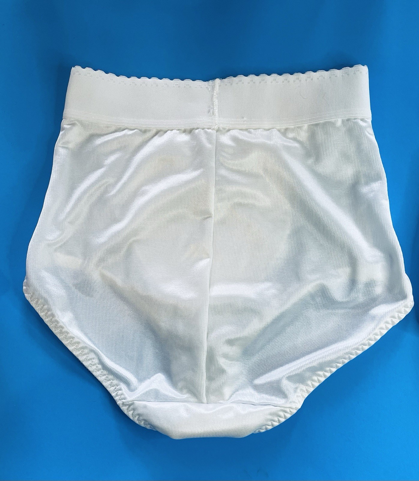 Hanes Her Way White Girdle & One No Brand Lot Vintage Small Large