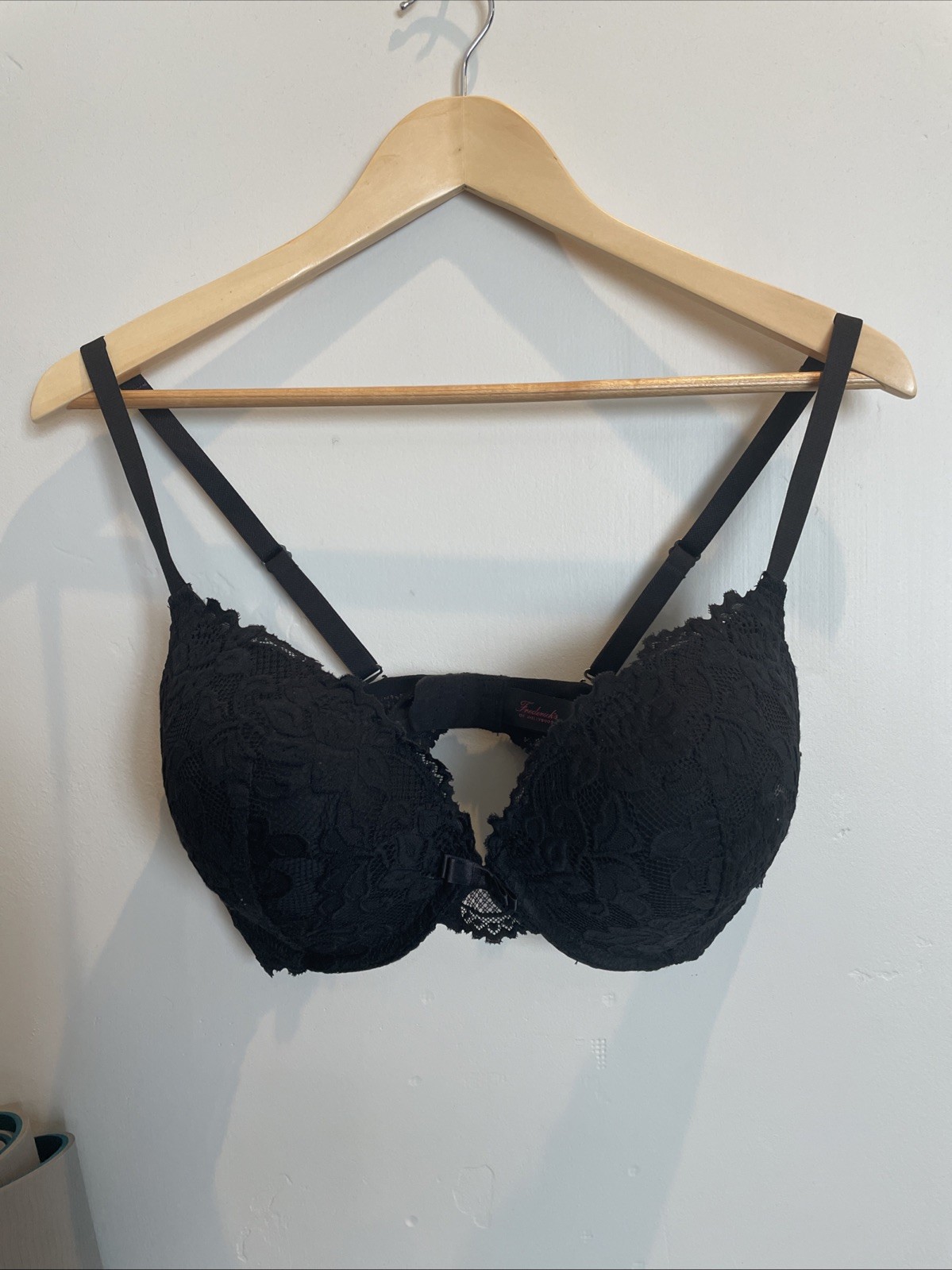 fredericks of hollywood Black Lace Full Coverage Push-up Bra Size 38D