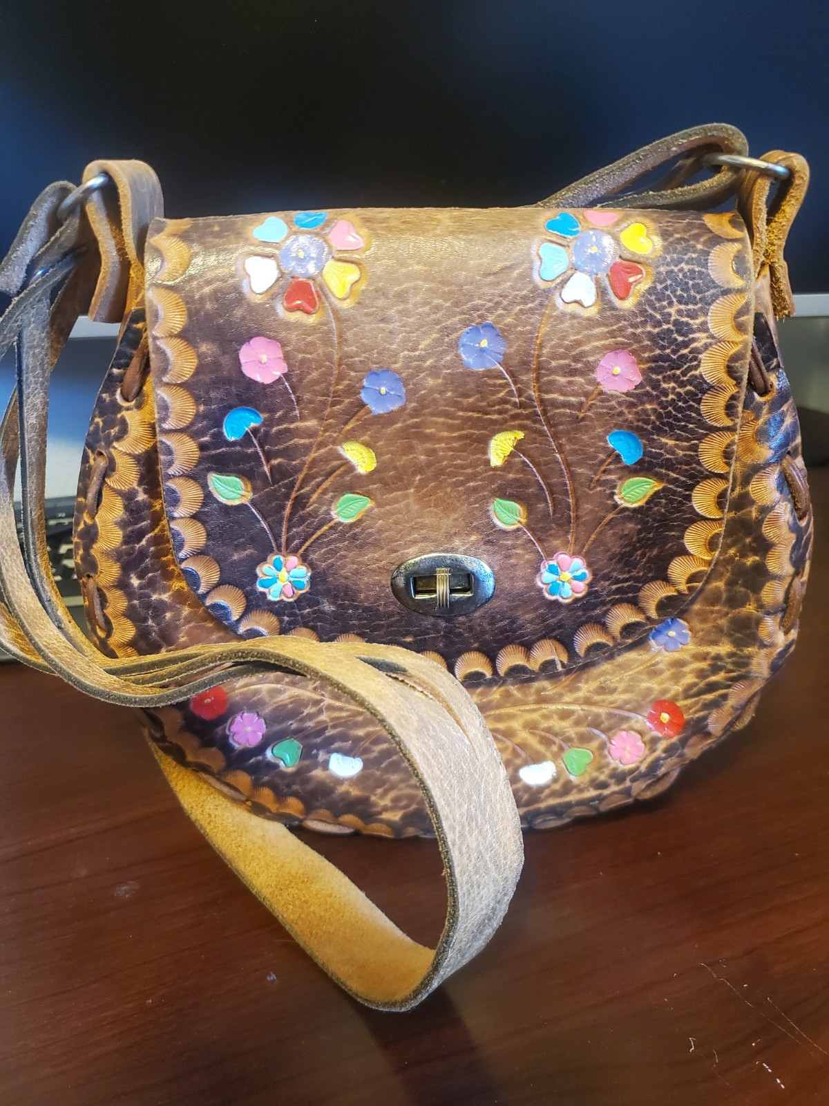 1970’s Vintage Hippie Mexican Hand Tooled Leather Purse Hand Painted Flowers