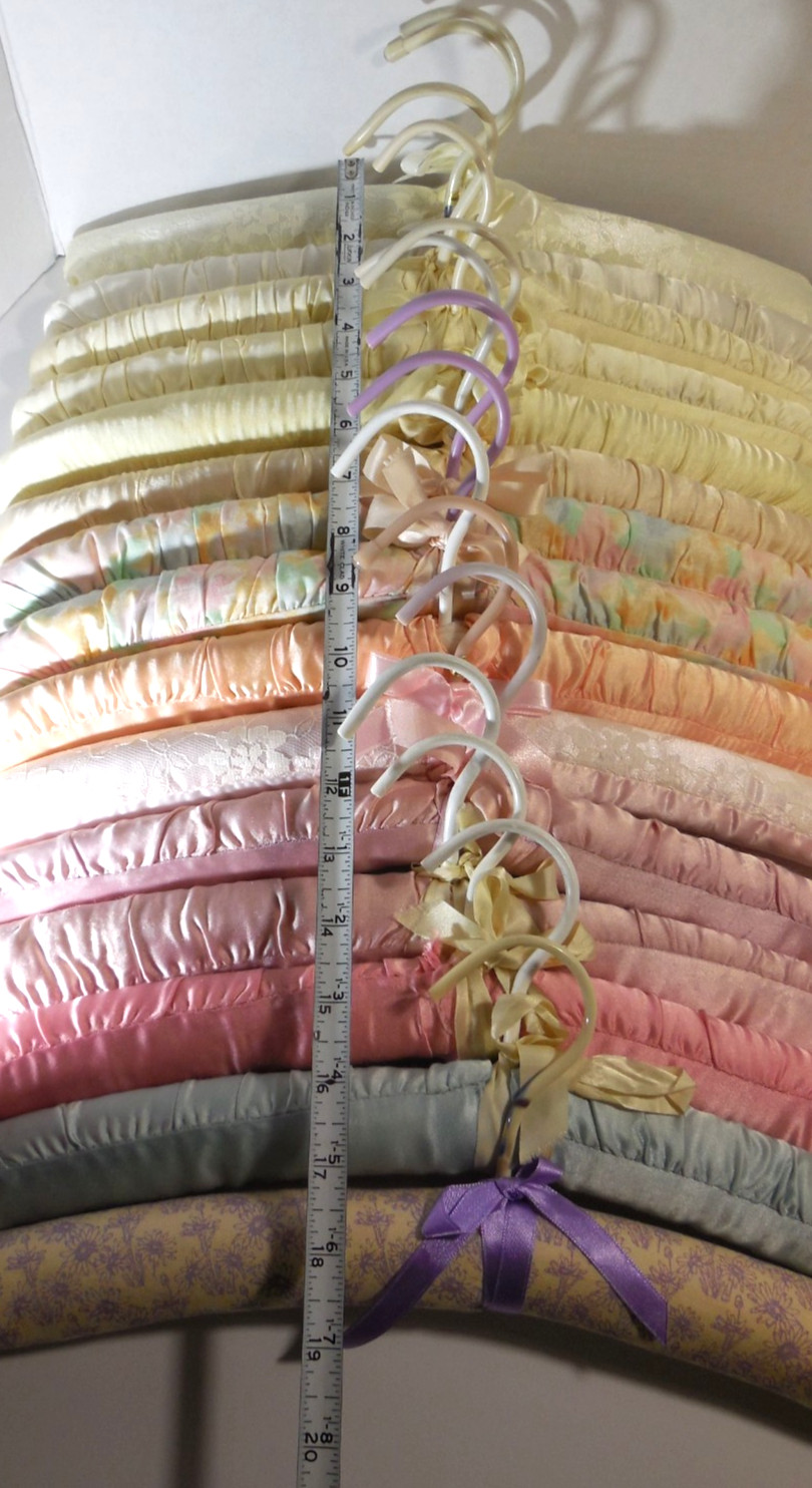 Vintage 15″ Padded Silk Satin Clothes Hangers Lot of 20 Multiple Colors READ