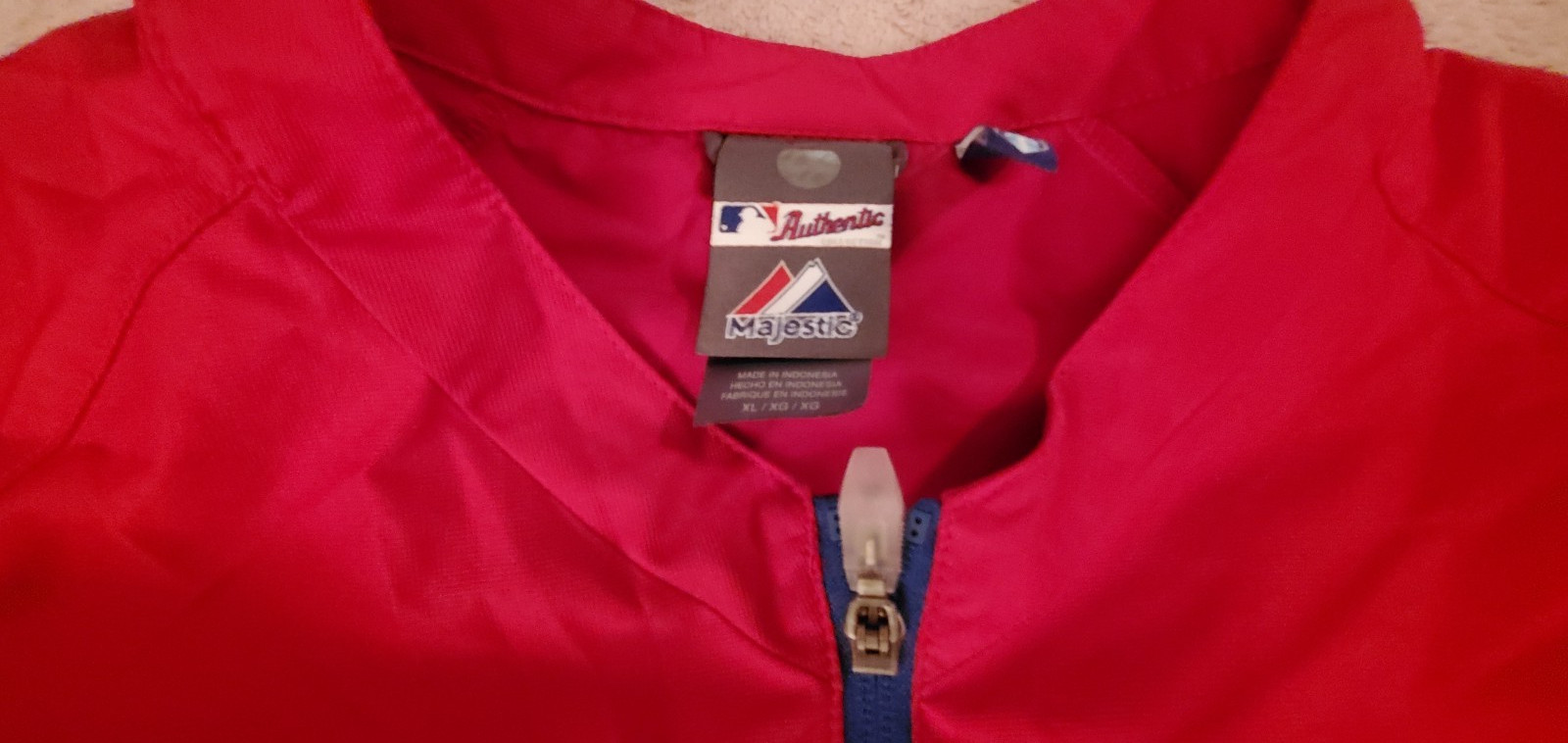 Majestic Philadelphia Phillies Baseball Pull over light Jacket XL NEW !!