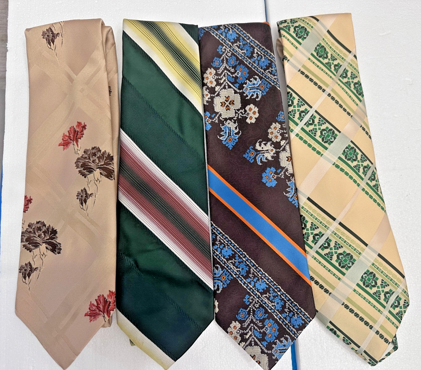 Lot of 4 Vintage Polyester Neckties Ties Britannia Towncraft Mr. John Hamer’s