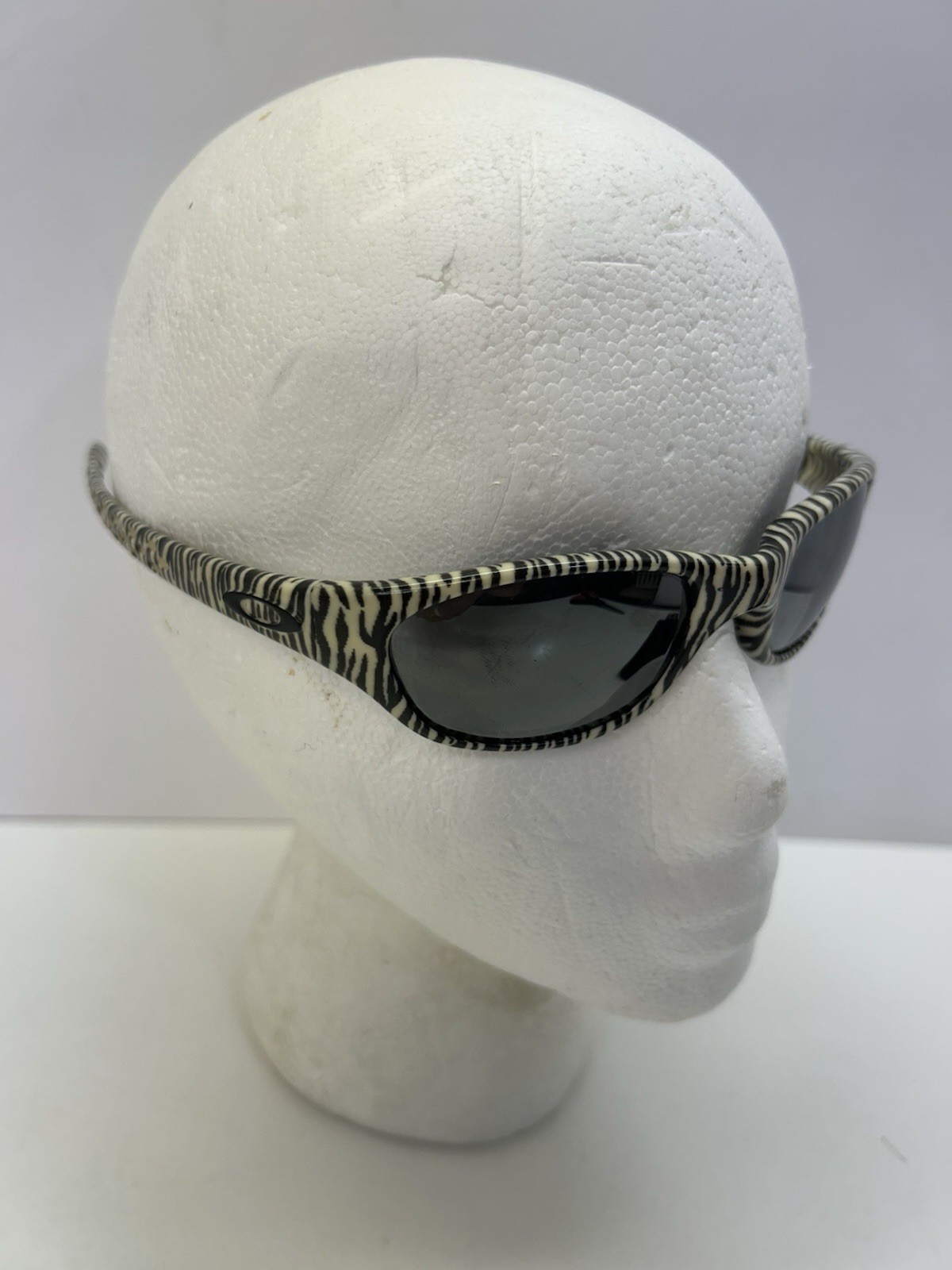 Vintage Oakley Zebra Print Sunglasses Black Lenses Y2K USA Jacket 90’s