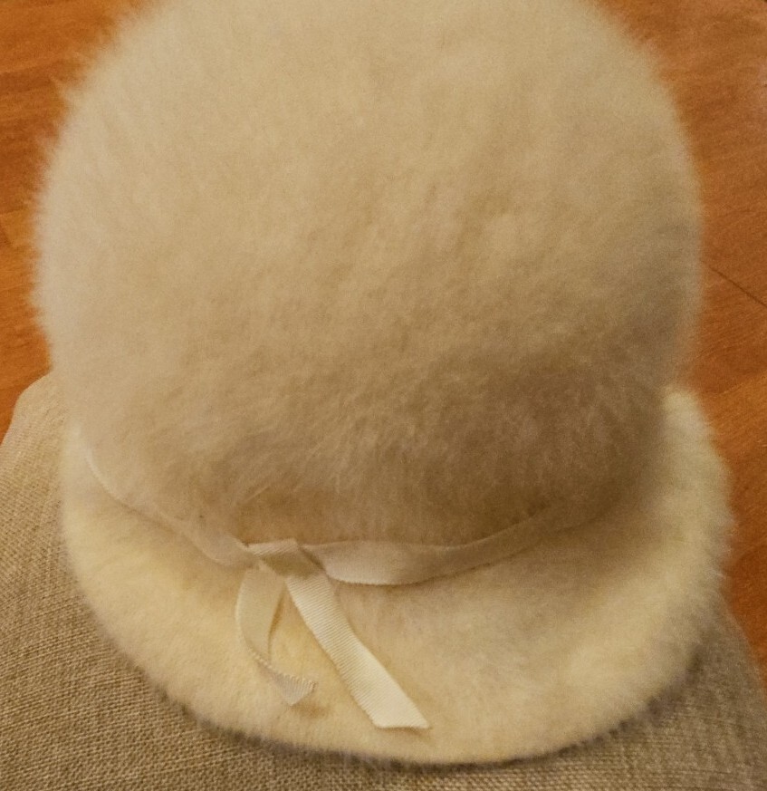 Vintage Kangol England Furgora Ursula 45% Angora Fur Bucket Hat S/M