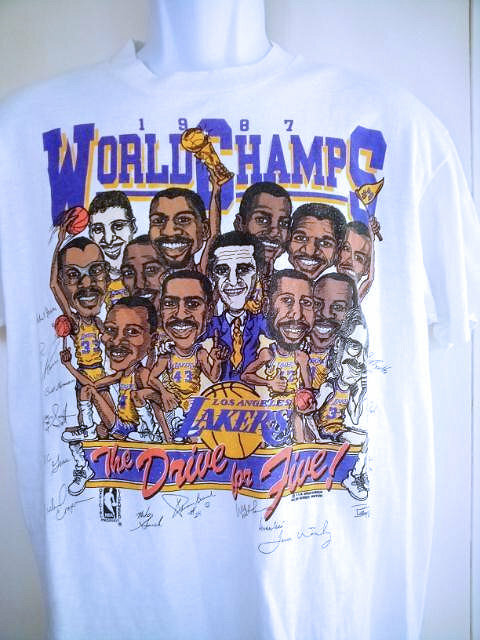 Vintage LA Lakers 1987 World Champs Caricature Graphic T-Shirt – Size L