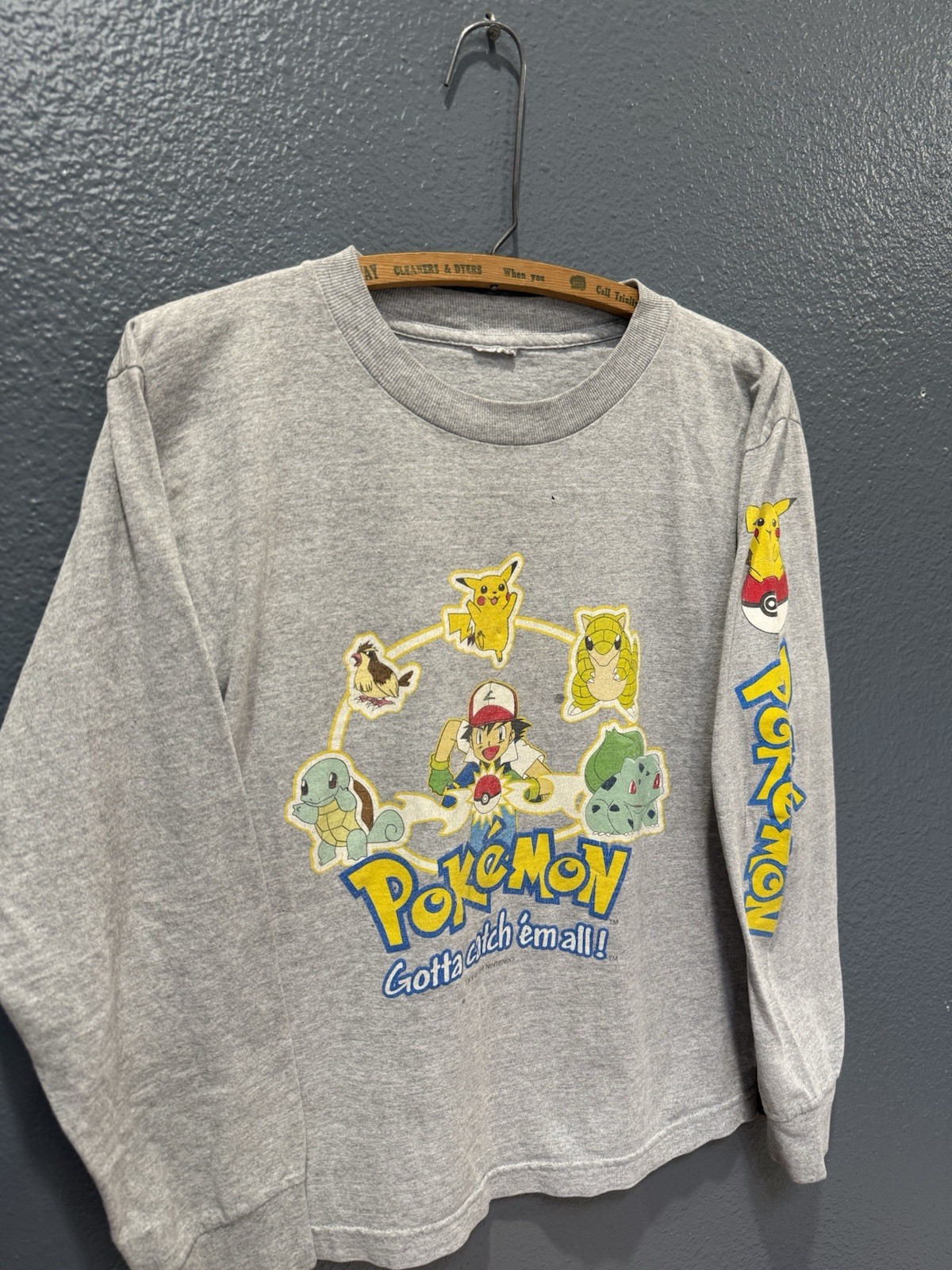 Vintage 90’s Nintendo Pokémon Youth Gray Long Sleeve Shirt Large