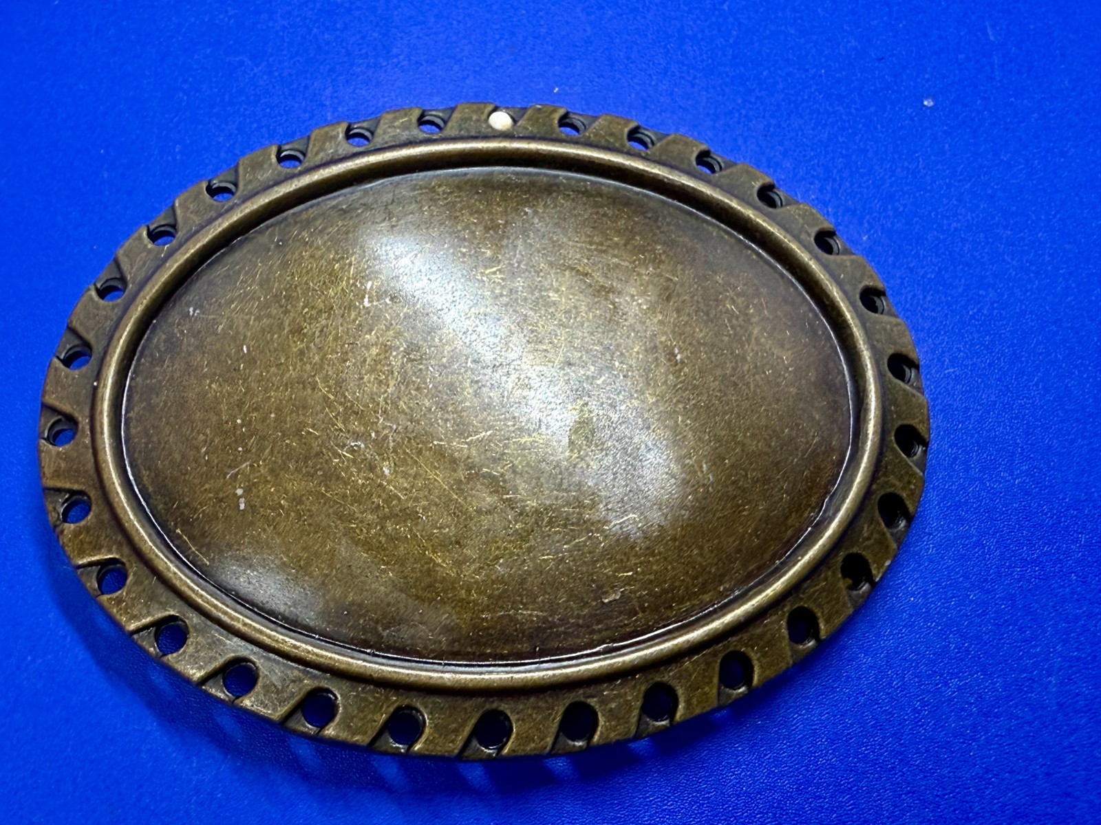 New Brass Tone Oval Belt Buckle Claw Boarder Your Craft Or Project Or To Wear!