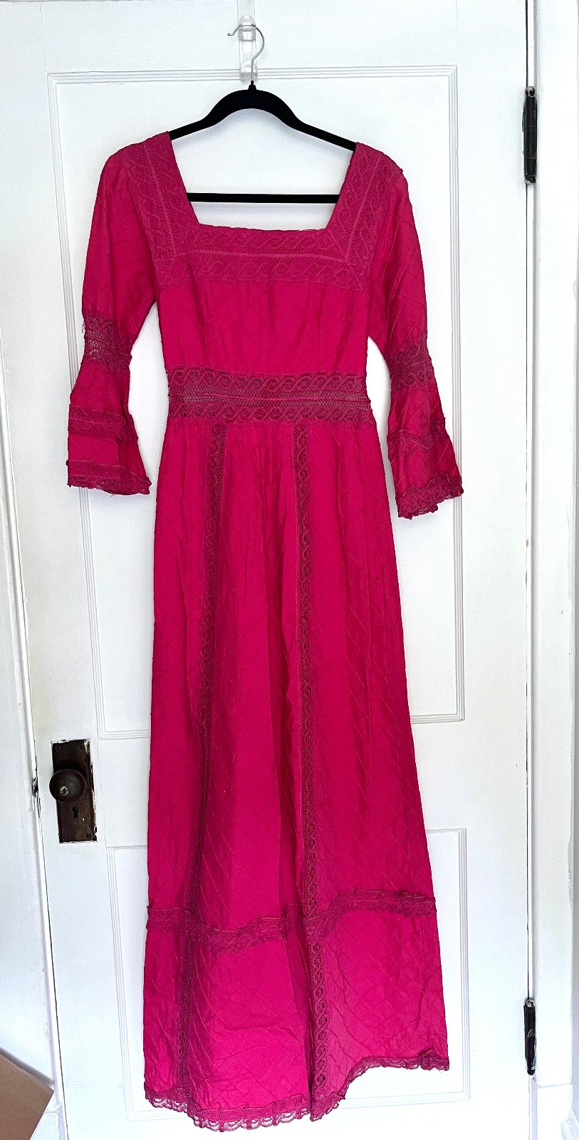Romantic boho vintage 1970s vibrant pink Mexican full length crochet dress xs/s