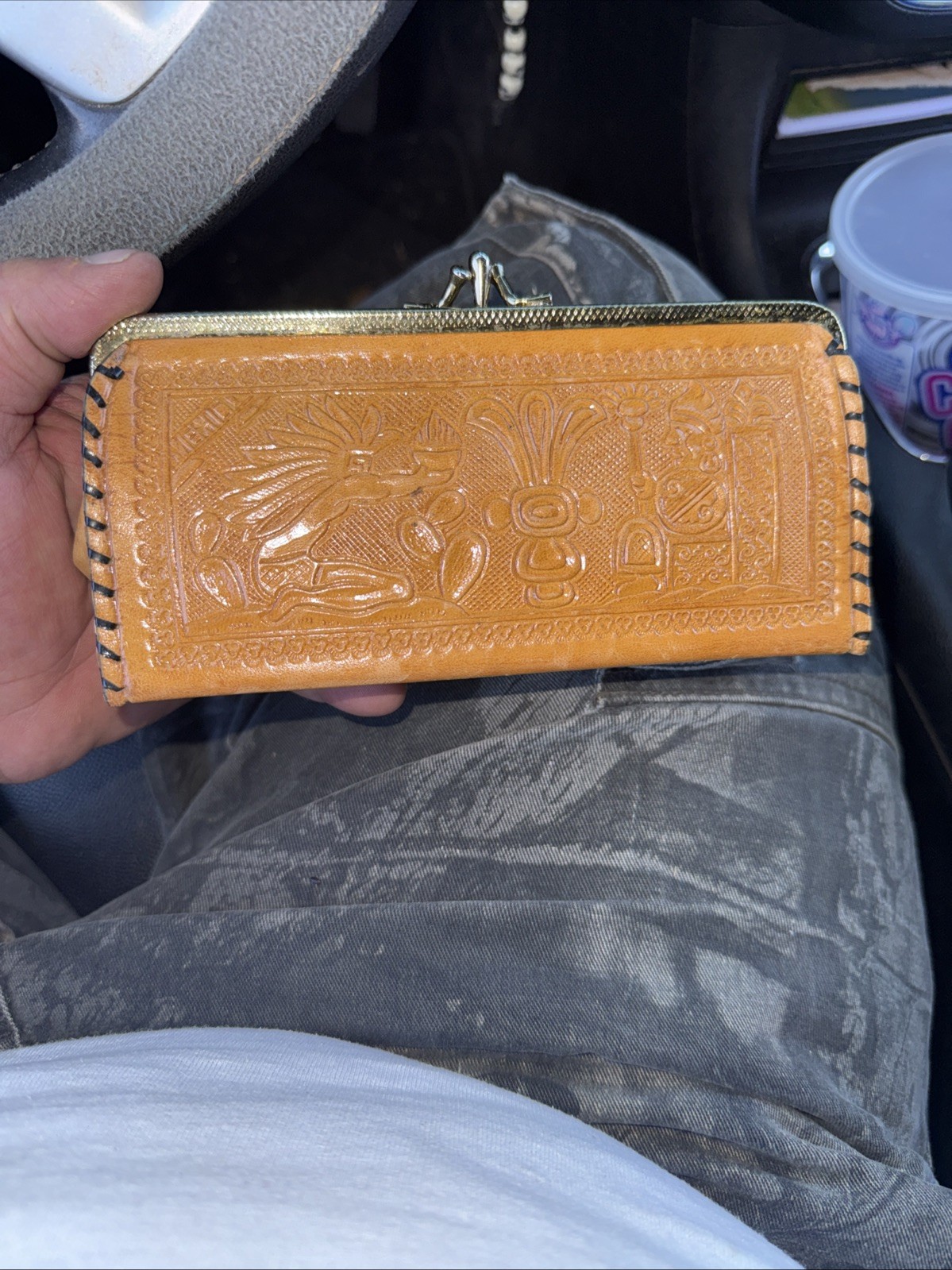 VTG 70’s Mexico Aztec Design Tooled Leather Change Purse with Kiss Latch
