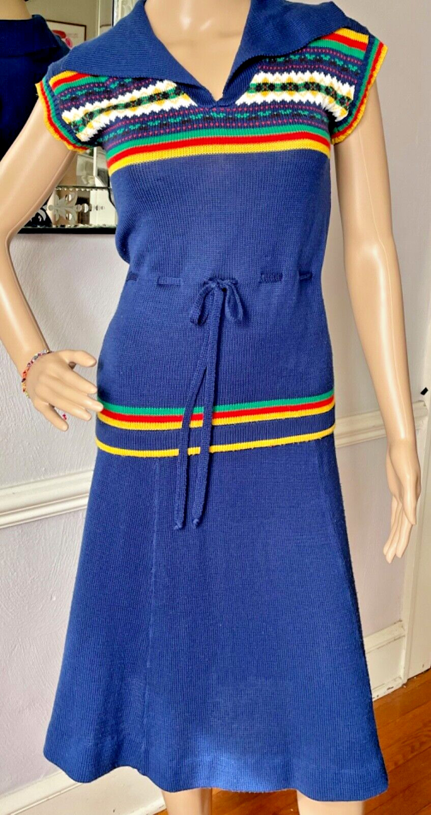 Figure Flattering Vintage 1970’s Sweater Top & Skirt SET, Frederick Adkins Sz 2