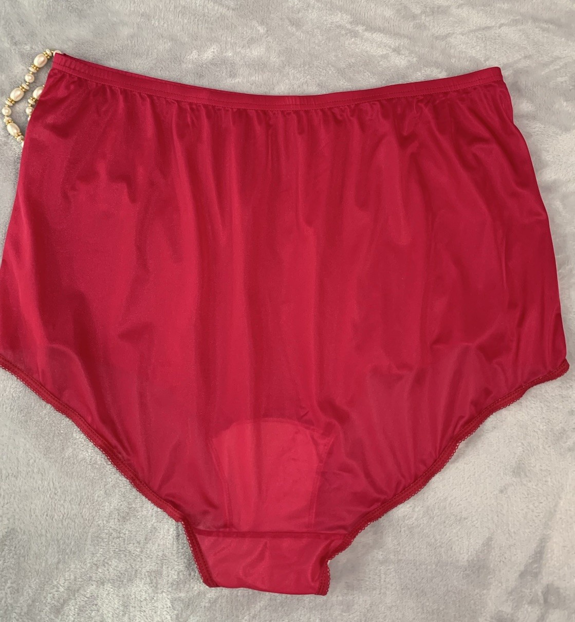Vintage Vanity Fair Panties Size 10 / 50 100% SHEER Nylon Raspberry Pink 15-812