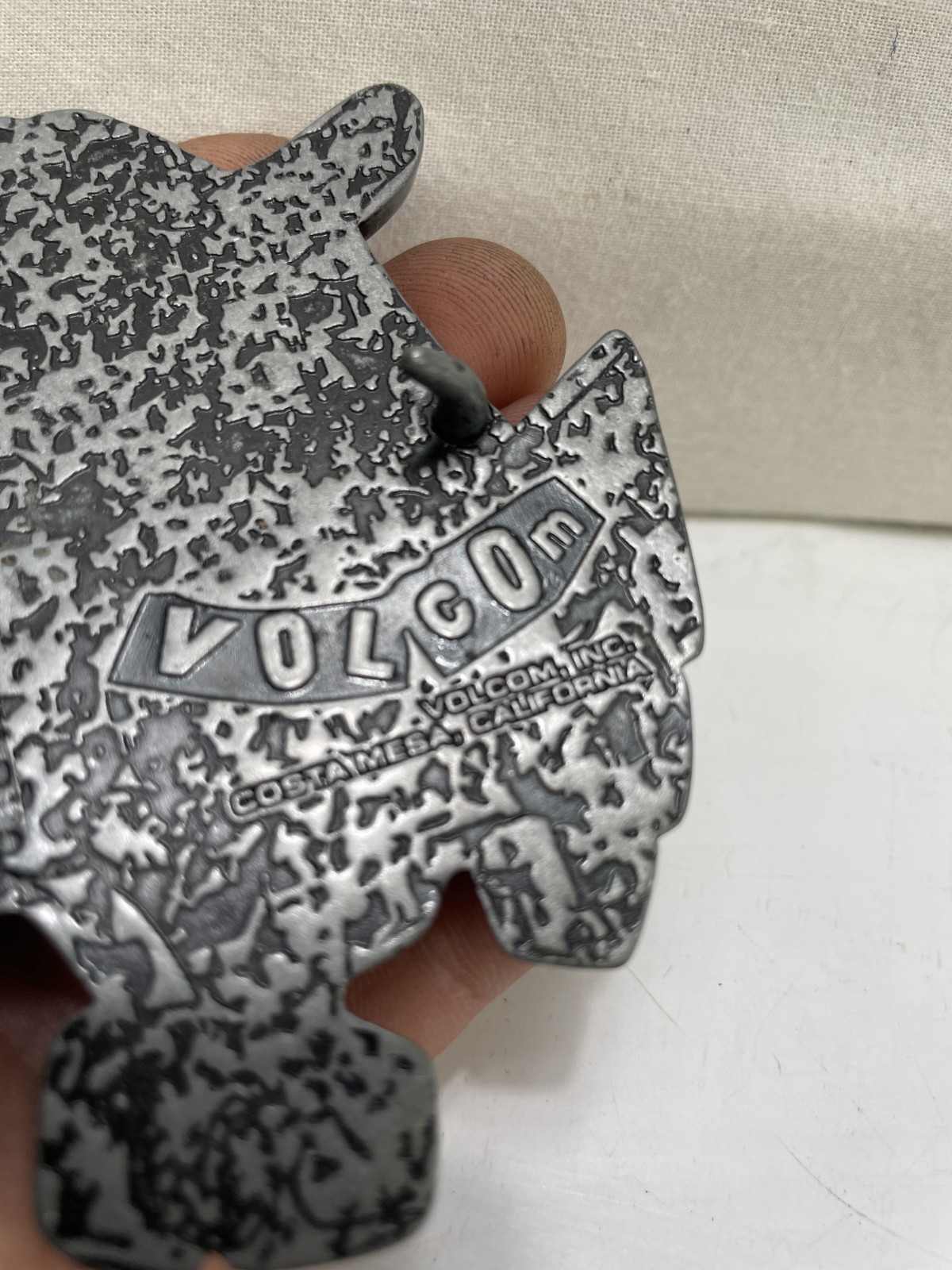 Vintage Volcom Pirate Monster Belt Buckle Skull Crossbones Multicolor Unisex Y2K