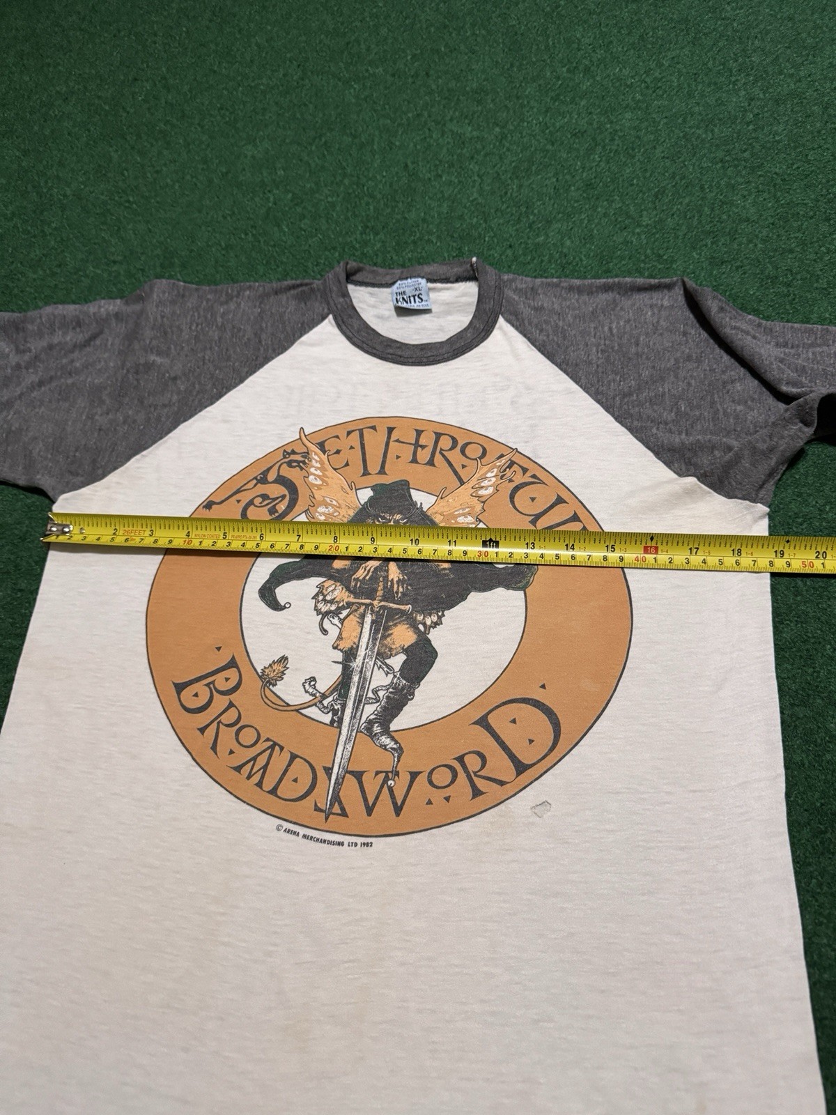 Jethro Tull 80s Raglan Concert Shirt 19×26 L/XL Vintage Broadsword Tour Band