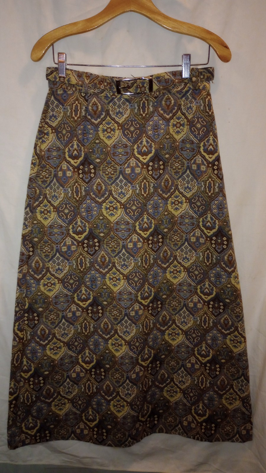 Vtg. 60s 70s boho Tapestry fabric long Skirt belted blue brown Size 30inch Waist