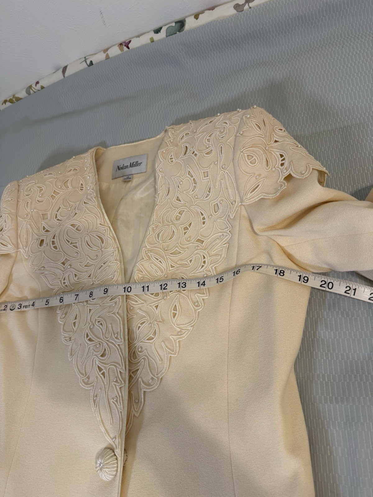 Vintage 1980s Nolan Miller Blazer Ivory 10 Wool Crepé Beaded Embroidered