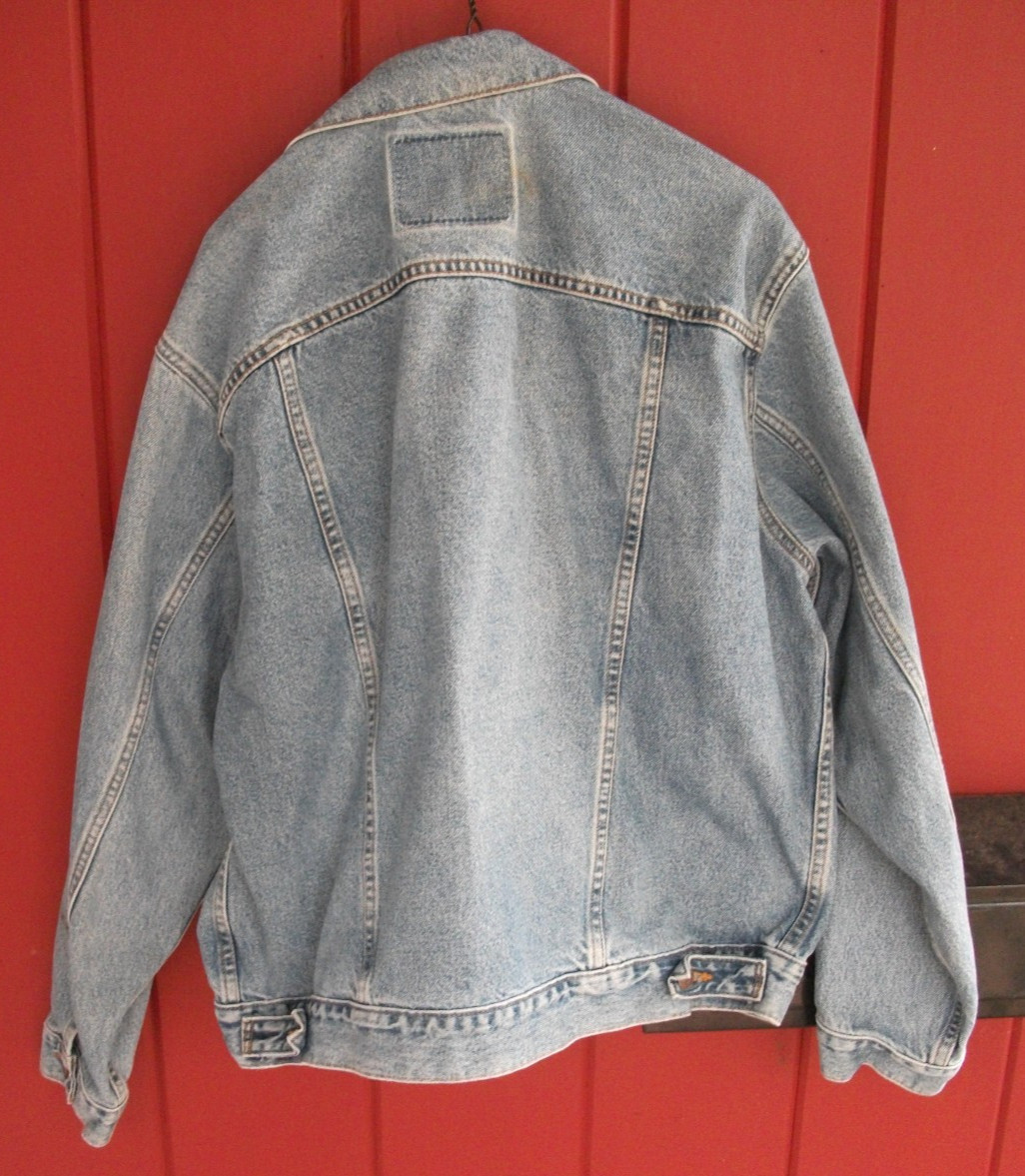 Vintage Levis Mens Denim Jacket Blue Sz M Trucker Jean 70507-0389 READ