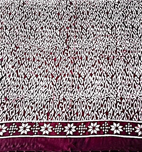 Batik Sarong, Top Rayon – Sharp Objects, Javanese, Fringed, 42 x 66″, Burgundy
