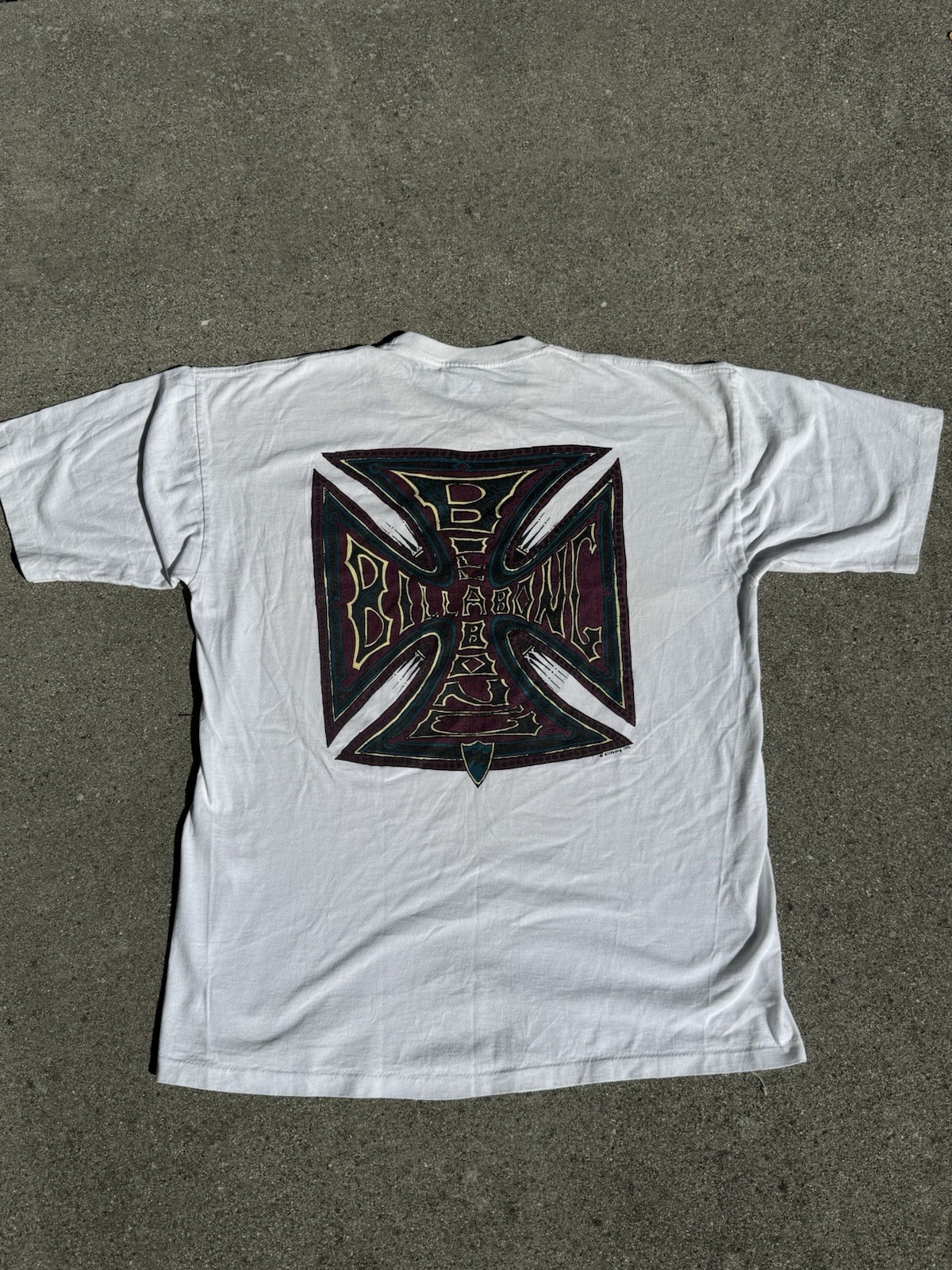 Vintage 90s 1992 Billabong T-Shirt Single Stitch Jimmy Metyko Maltese Cross (L)!
