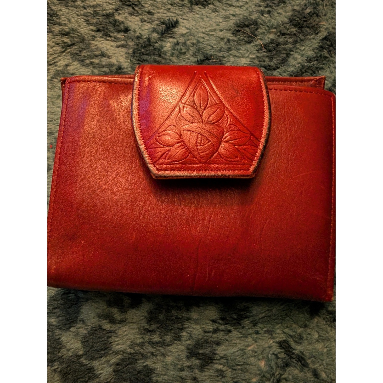 Vintage Rolfs Red Cowhide Leather Wallet Kiss Clasp Coin Purse Embossed Floral