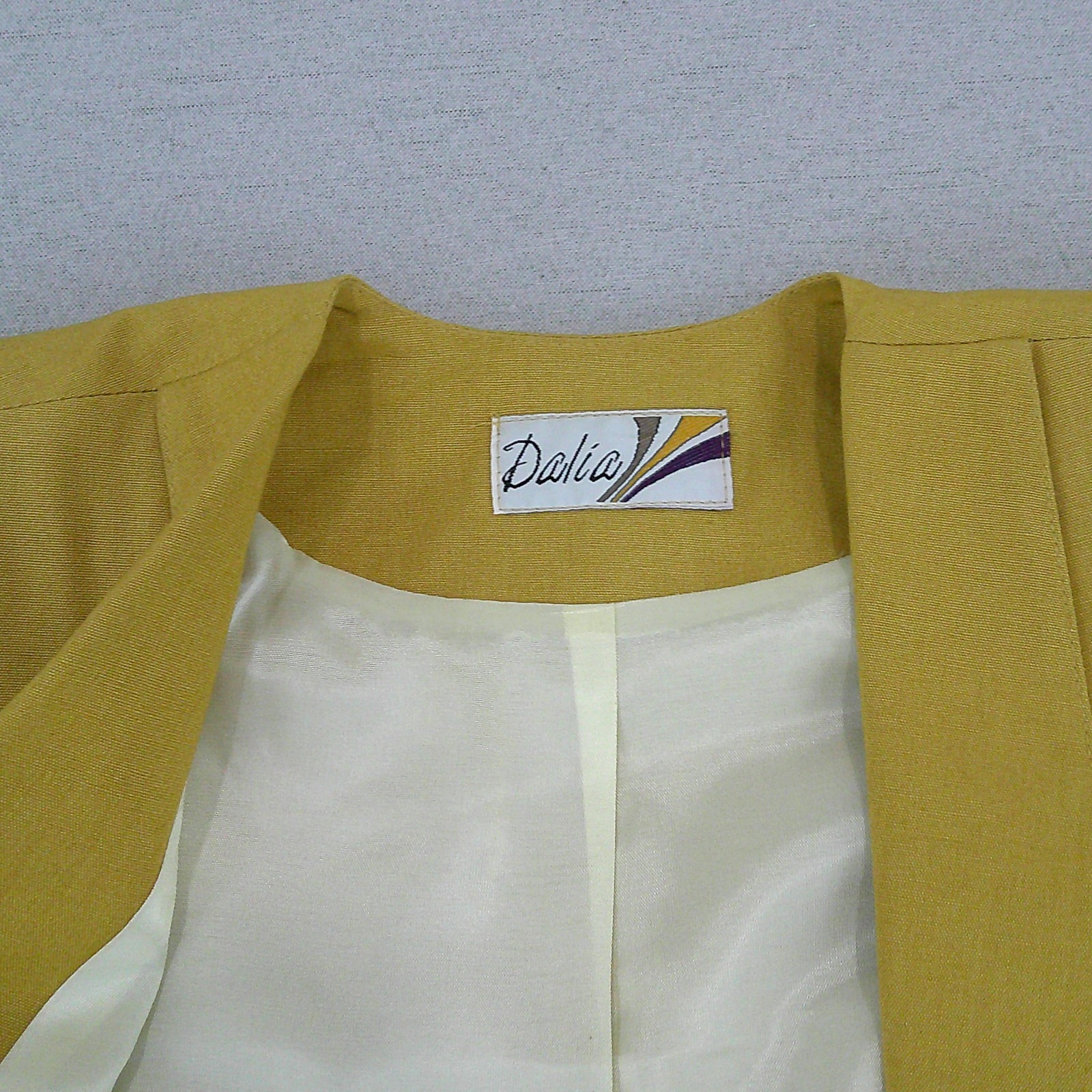 Dalia Vintage Cropped Blazer Womens Medium Mustard Yellow 80s Structured Retro