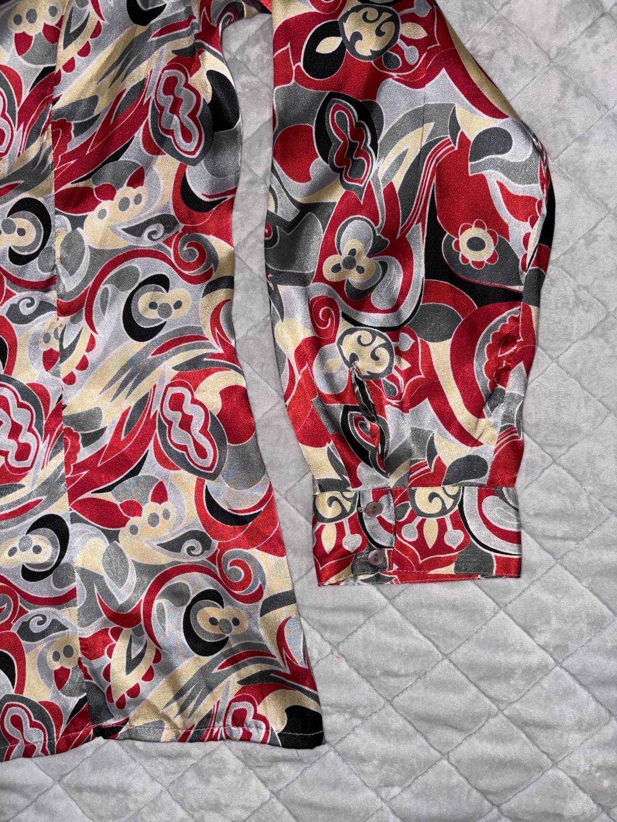 Vintage Polyester “Passports” XL Women’s Artsy Red Swirls Silky Button Down Top