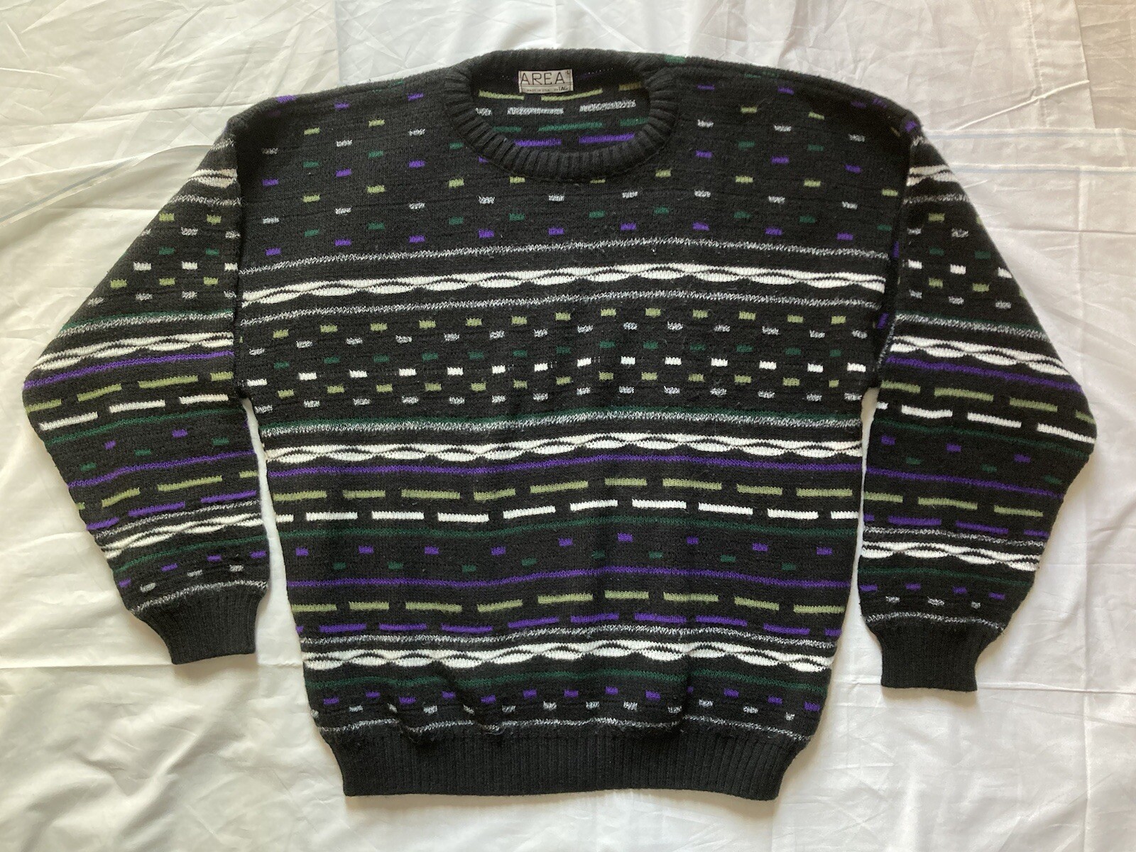 Vintage Men’s AREA By TAG Black With Multi Pattern Sweater Made In USA Sz Large