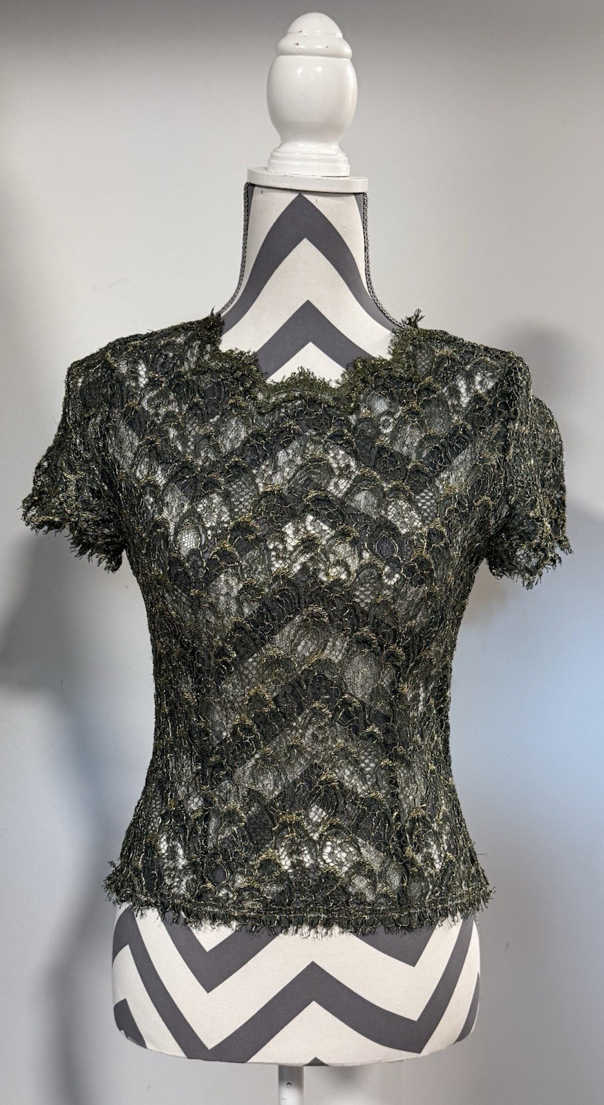 Carlisle Vintage Women’s Green Gold Metallic Lace Whimsigoth Blouse Size 8 EUC