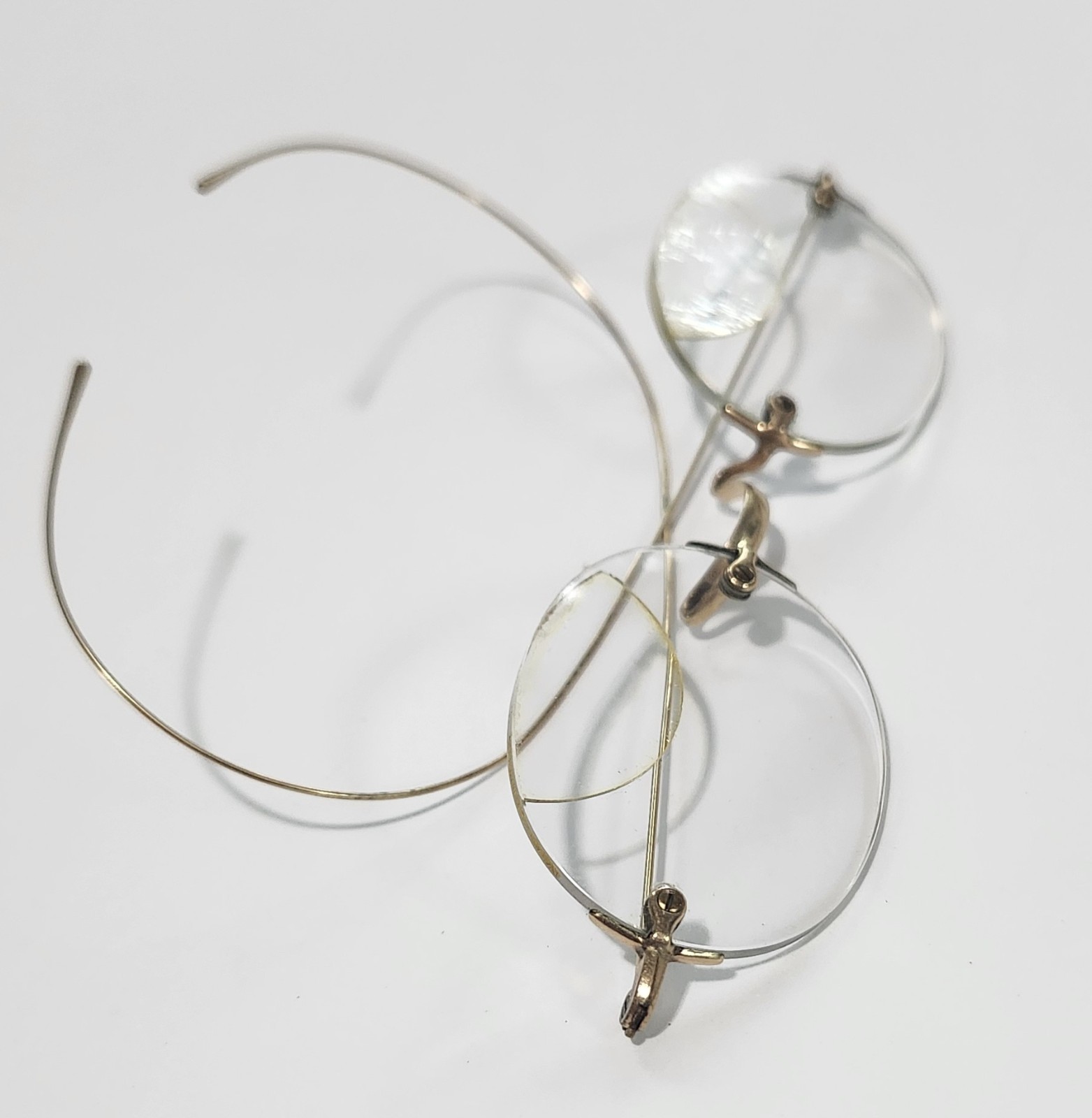 Antique Stevens & Co S-Q Gold Filled Rimless Bi-focal Spectacles w/Wood Box