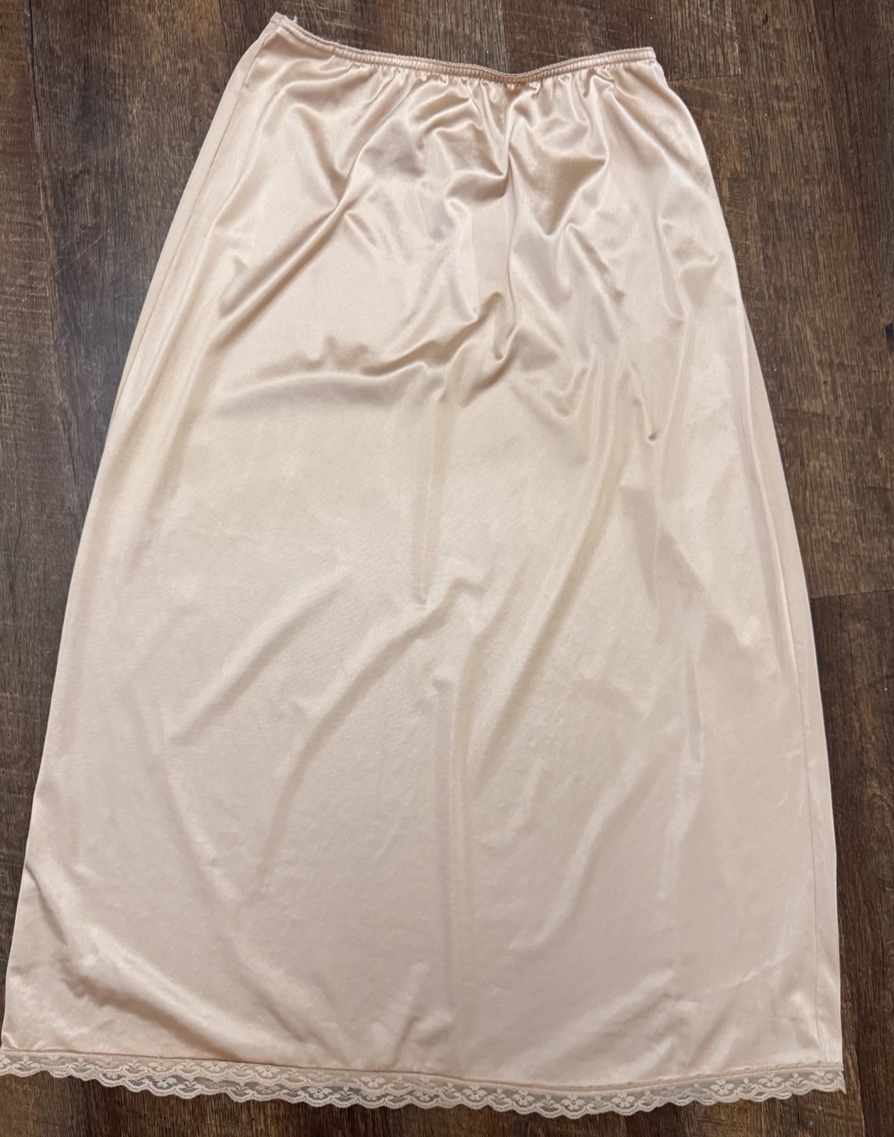 Vintage 1980s Warners Half Slip Medium Beige Nude Lace Trim Midi Lingerie