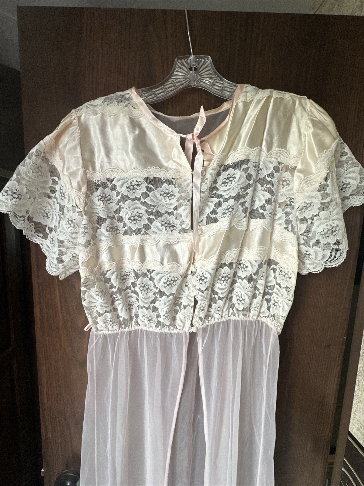 Vintage Robe Lingerie, “ Undercover Wear”Brand, Small No Tag, No Tie