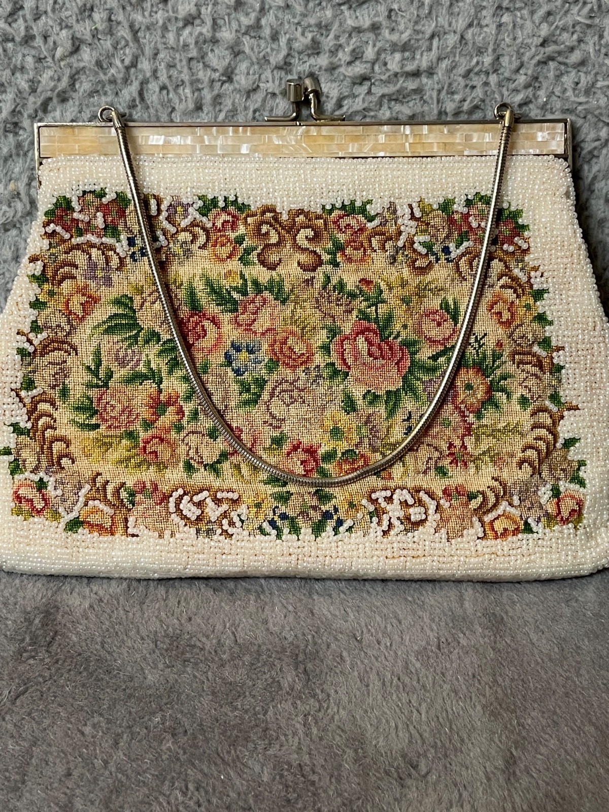 Vintage Petit Point Beaded Handbag Womens White Floral Beads MOP Evening VTG