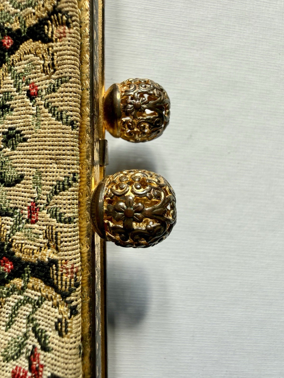 Vintage Tapestry Kiss-Lock Frame Clutch w/ Chain Strap Made in France
