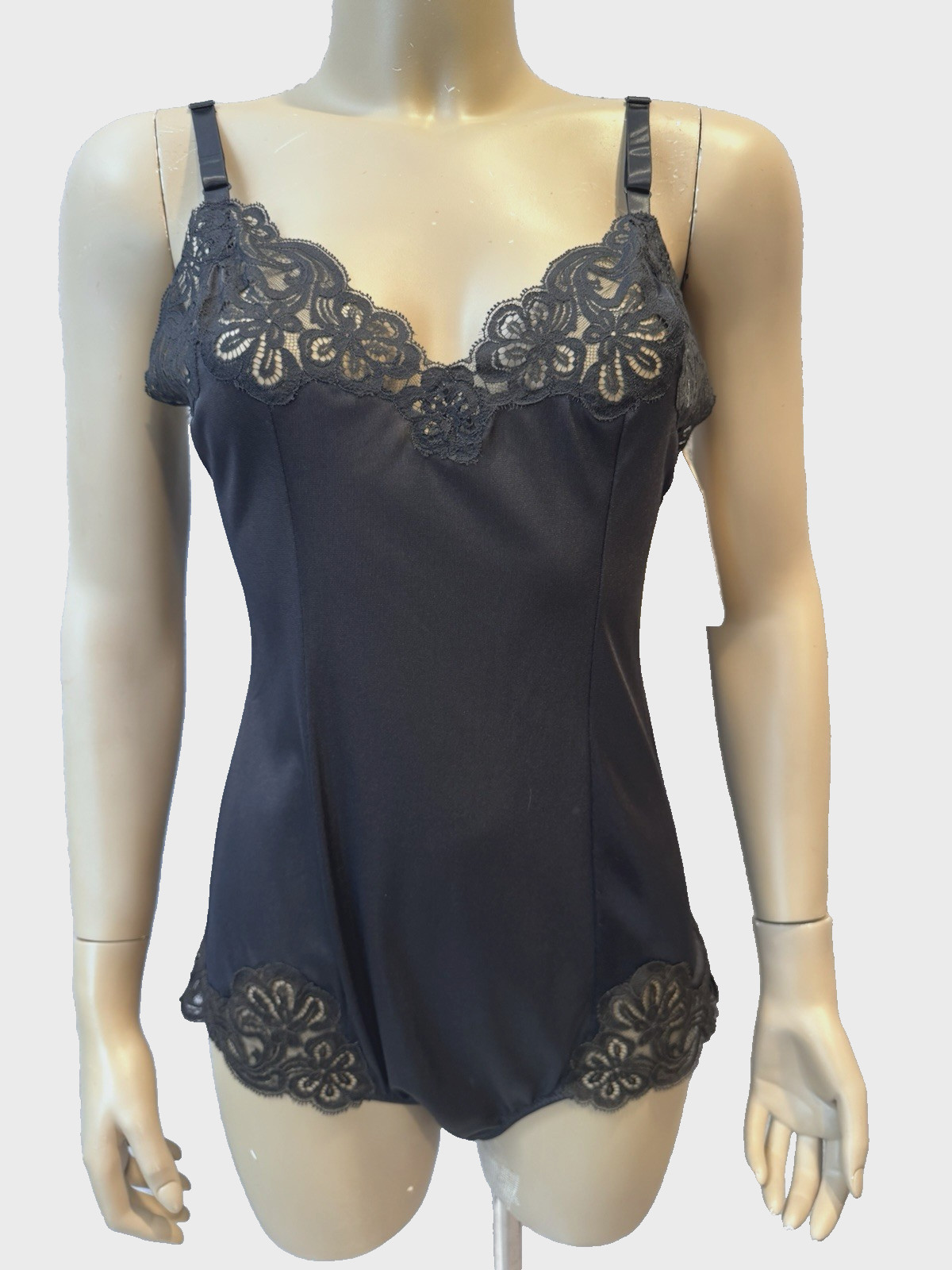 UNWORN Shadowline Sexy Teddy Romper w/Orig Tags, Lace Peek-a-Boo Sz 34 Vtg 80’s