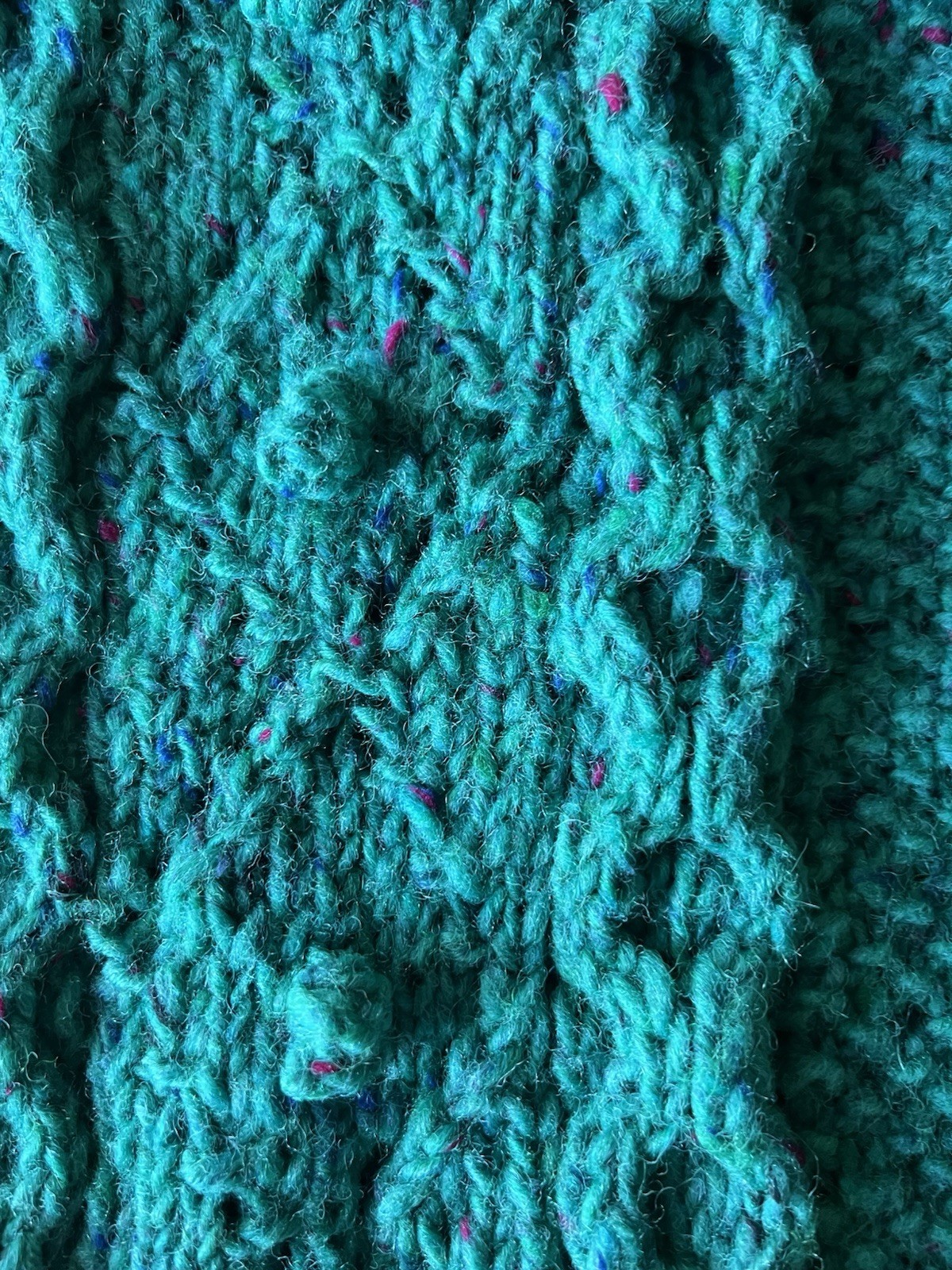Hand knit Vintage Sweater Green Flecks Of Color Collar Thick Wool Blend M