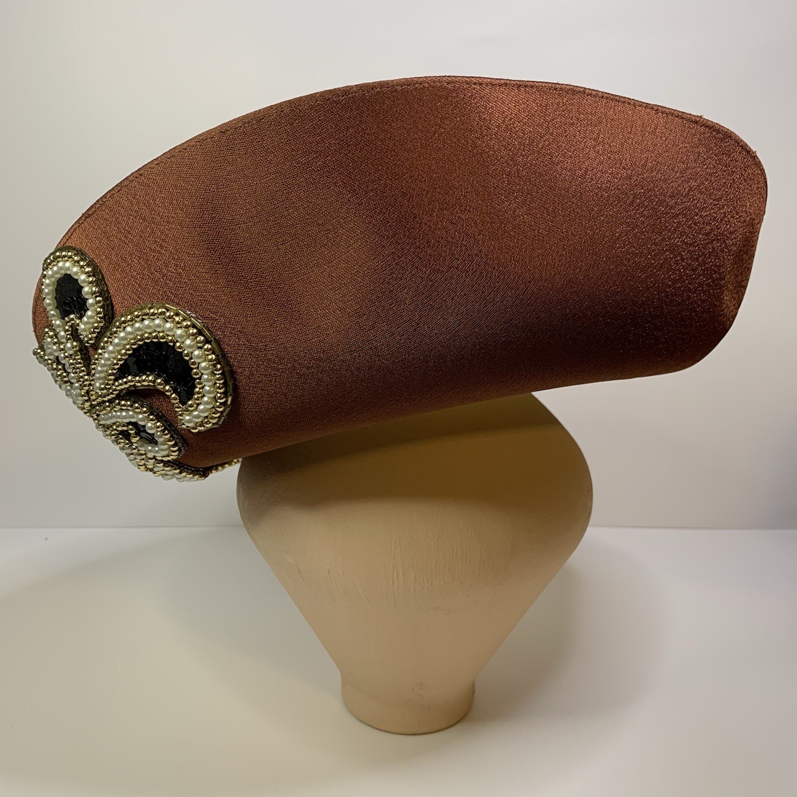 Vintage Fashion Hat Ivory Brown Sequins Derby Church Style Fancy Beautiful