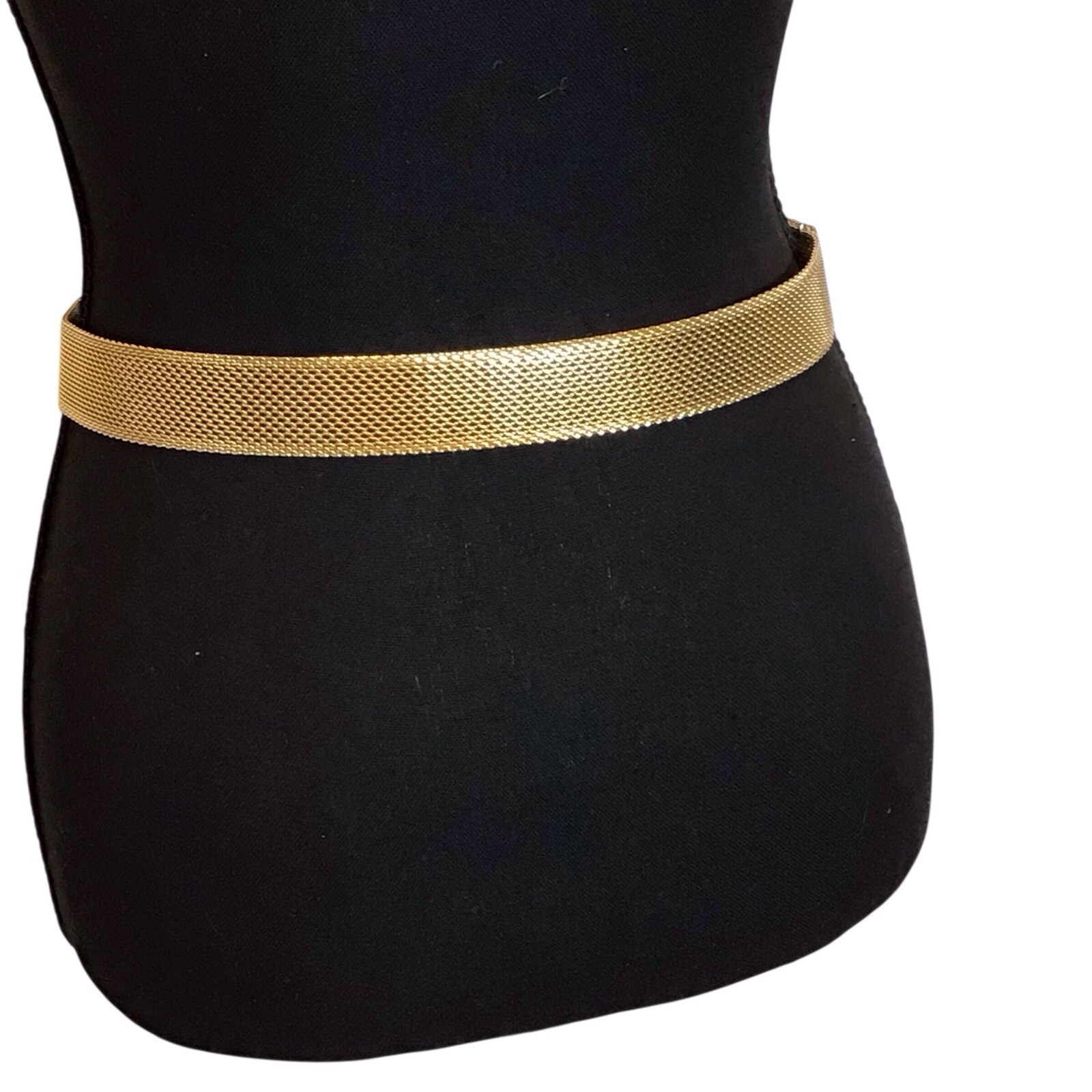 Vintage Sarah Coventry Gold Tone Mesh Belt 36” Chainmail Buckle Retro 1” Wide