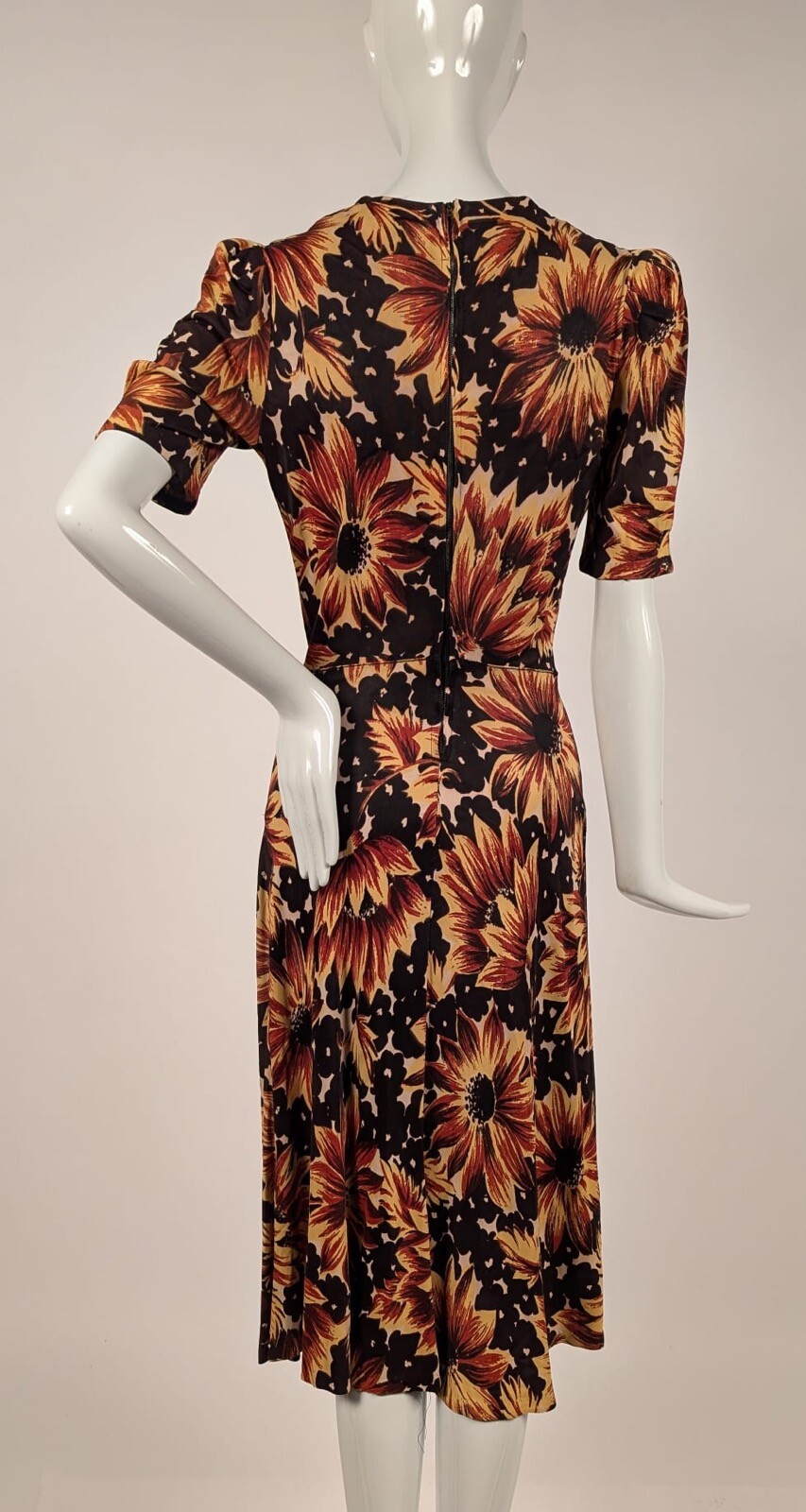 VINTAGE 1940’S SUNFLOWER PRINT JERSEY DRESS W WRAP TOP