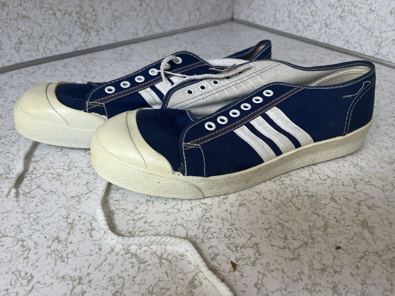 Vintage Men’s Pro Striper Low Top Tennis Shoes 8.5 Men’s 1970’s Made in the USA