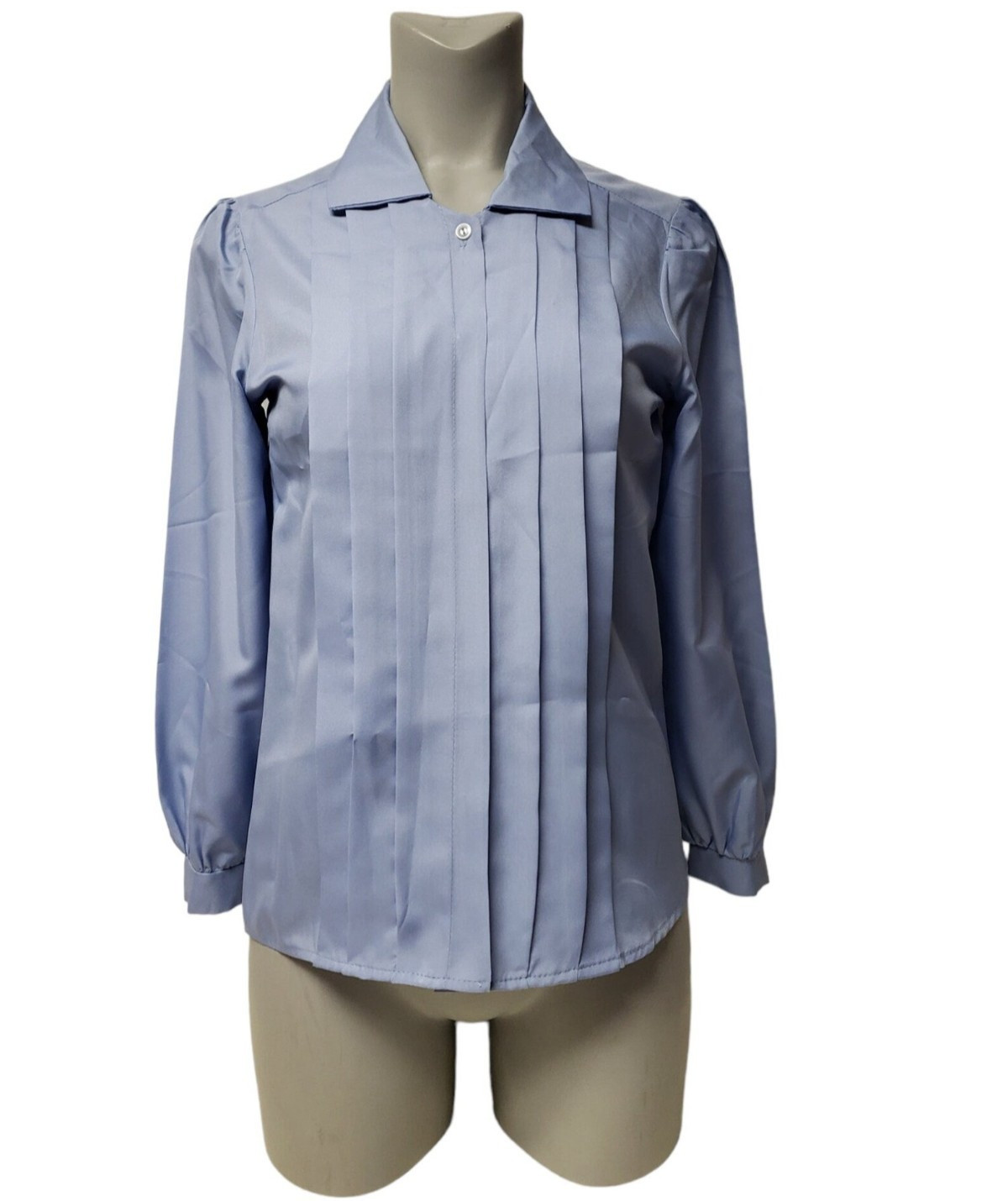 vintage 70s blue pleated button down long sleeve shirt . fits M to L
