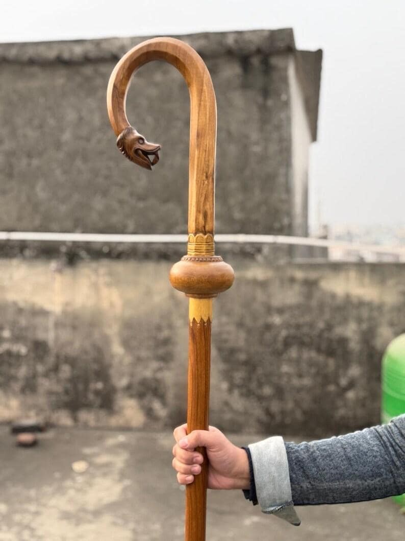 Vintage Style Wooden Walking Stick Carved Dragon – knope Handle Collectible Cane